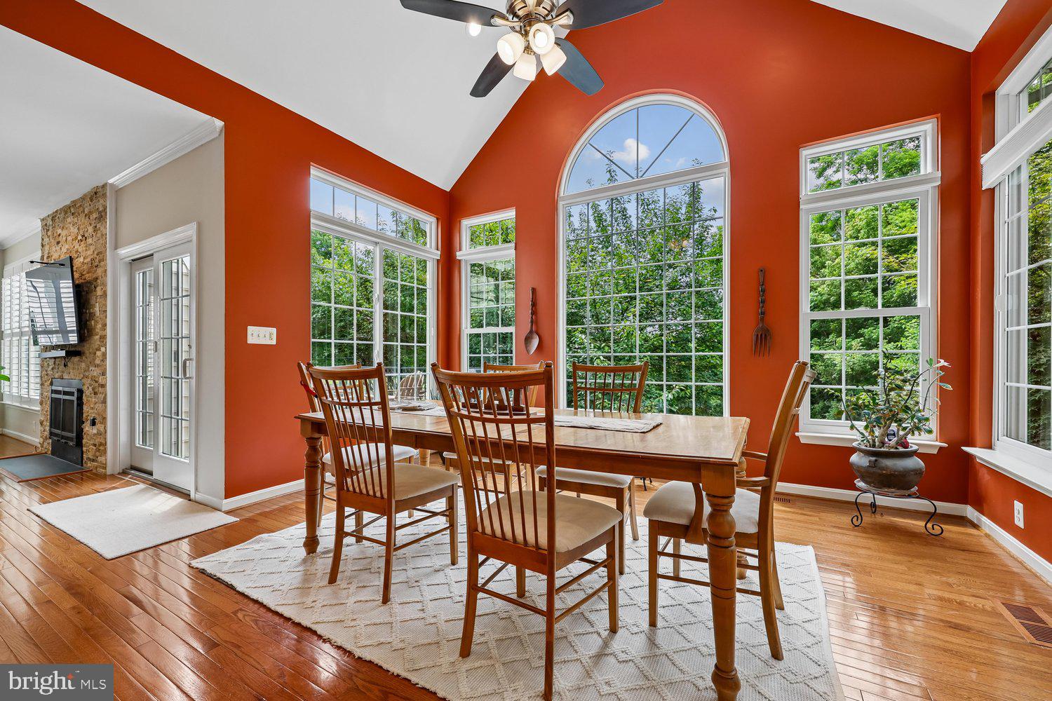 TAYLORSTOWN - Residential
