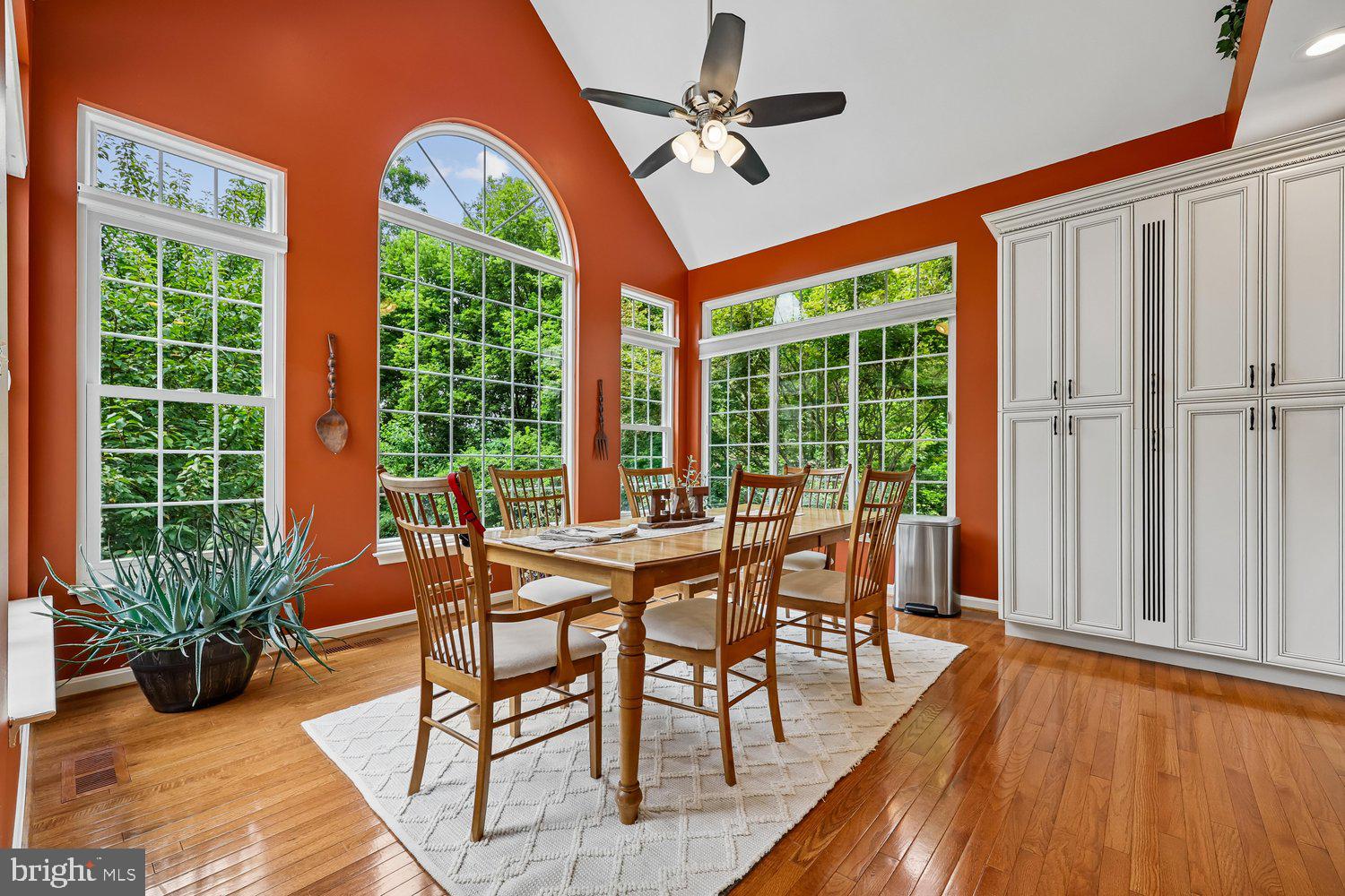 TAYLORSTOWN - Residential