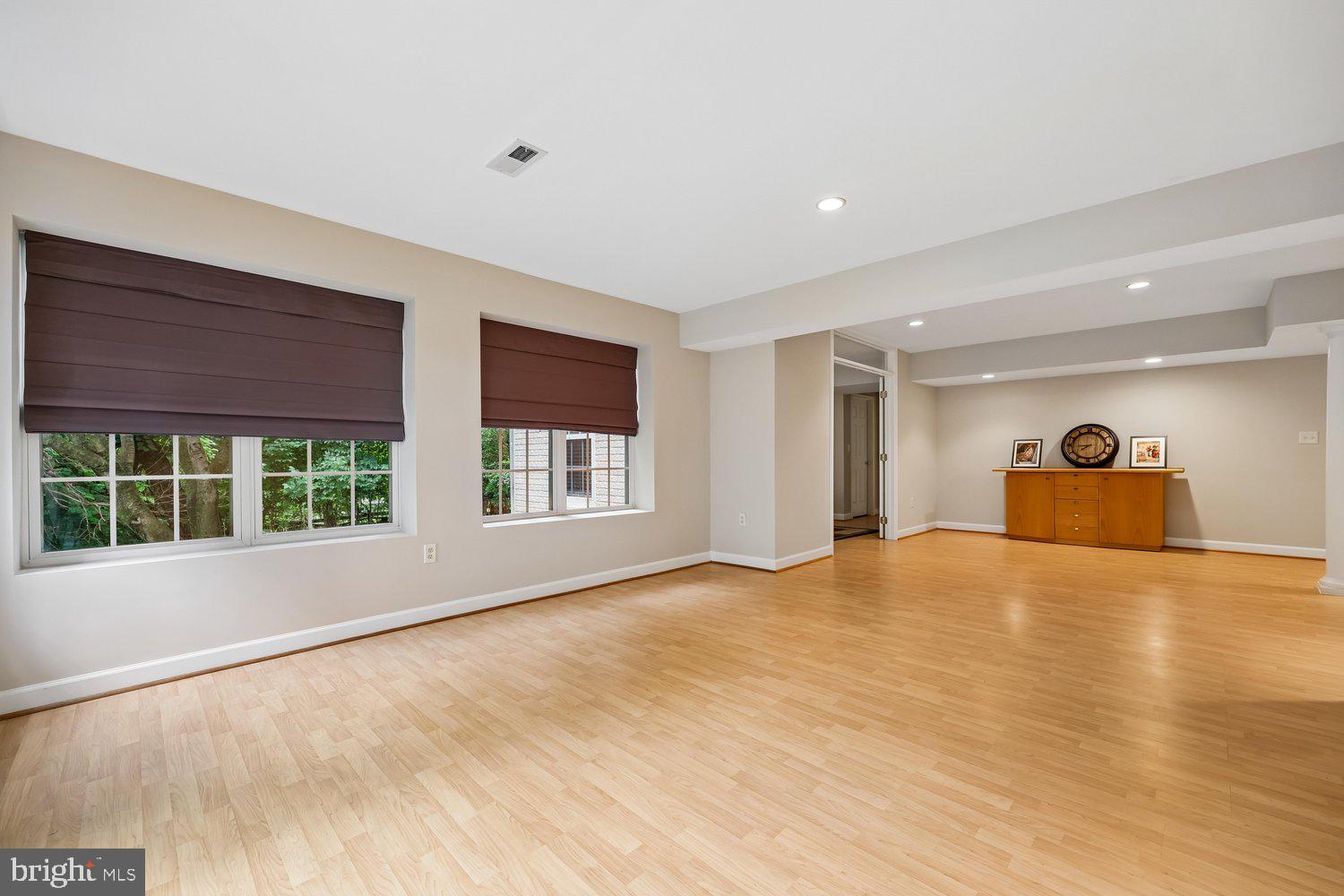 TAYLORSTOWN - Residential