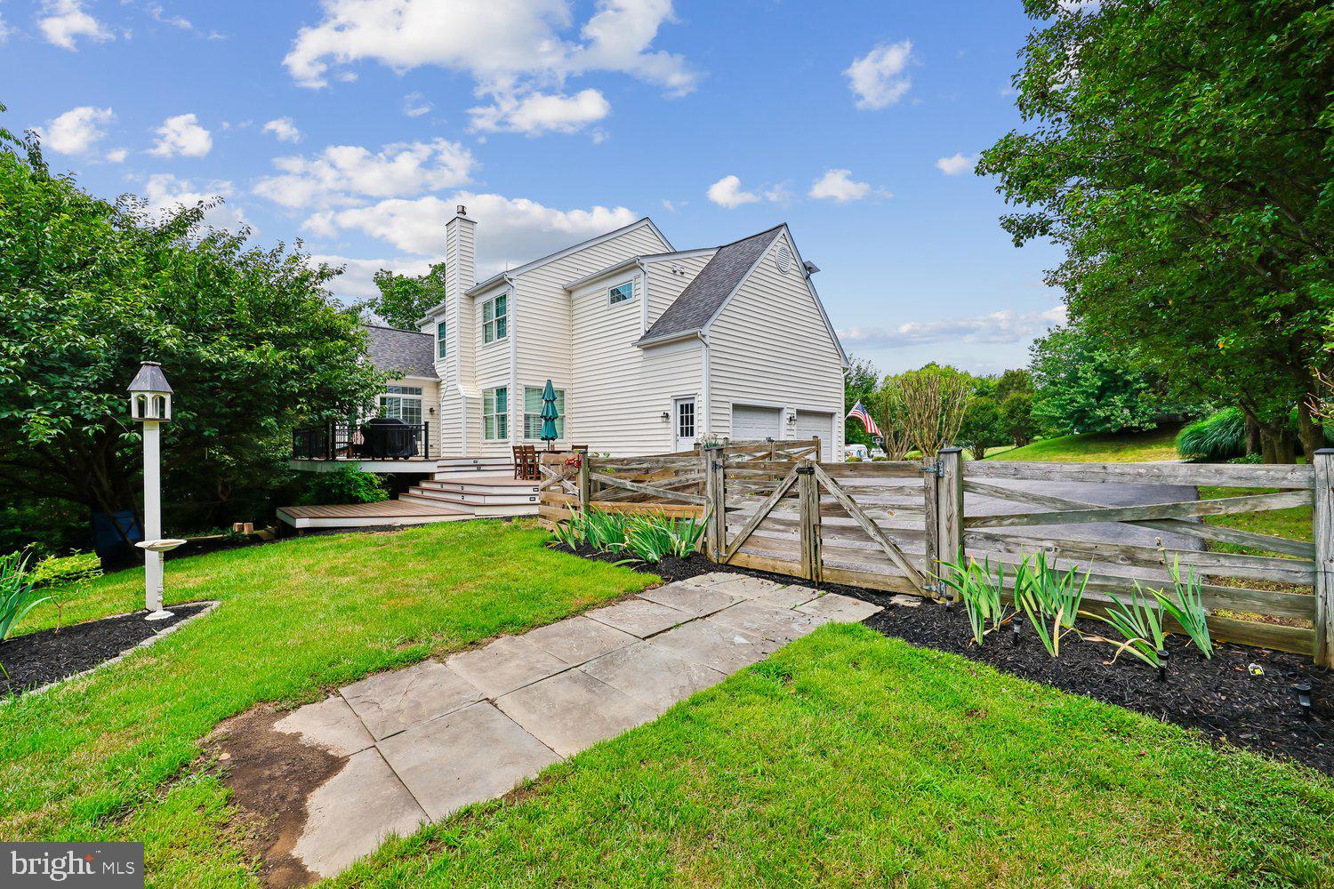 TAYLORSTOWN - Residential