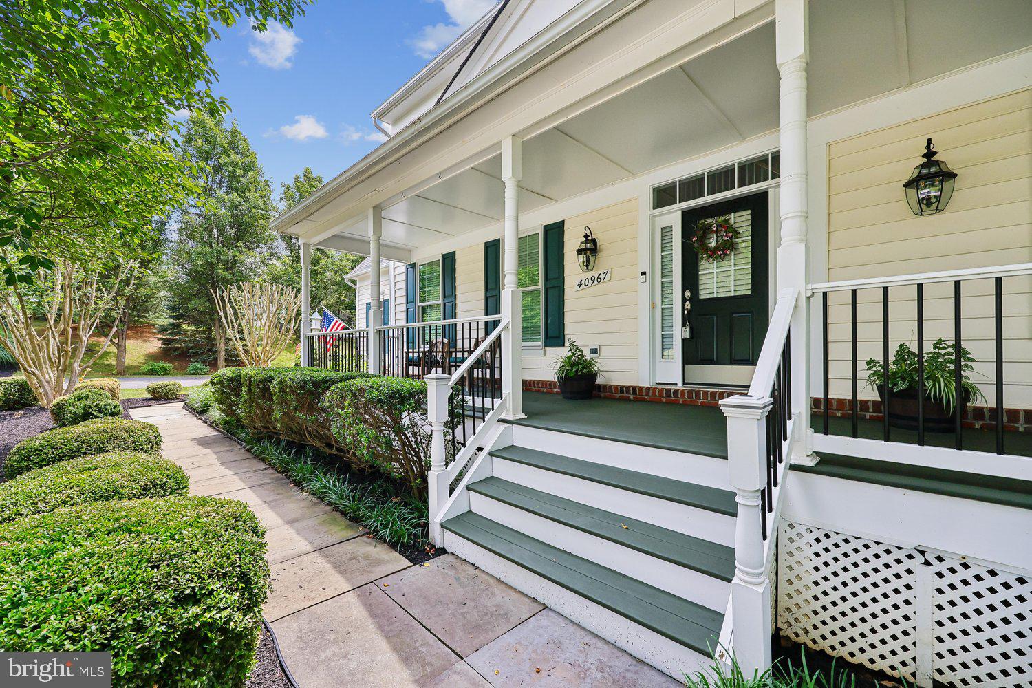 TAYLORSTOWN - Residential