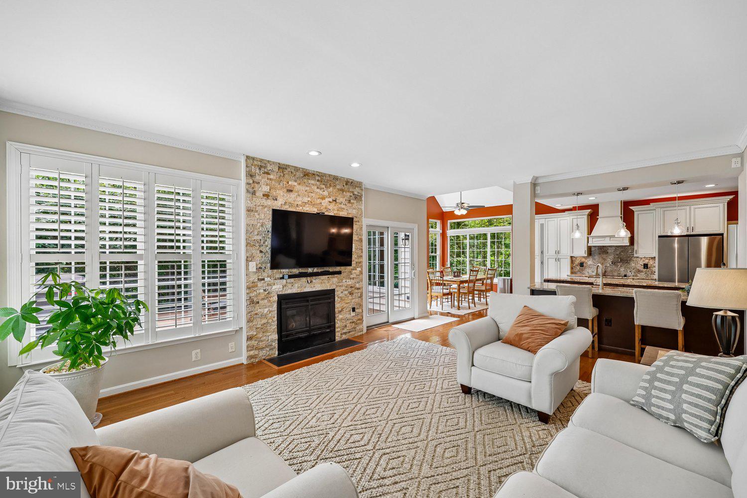 TAYLORSTOWN - Residential