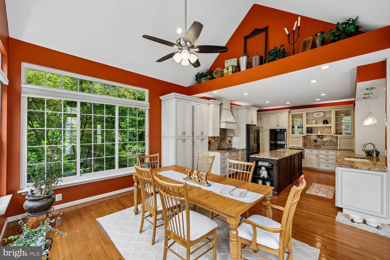 TAYLORSTOWN - Residential