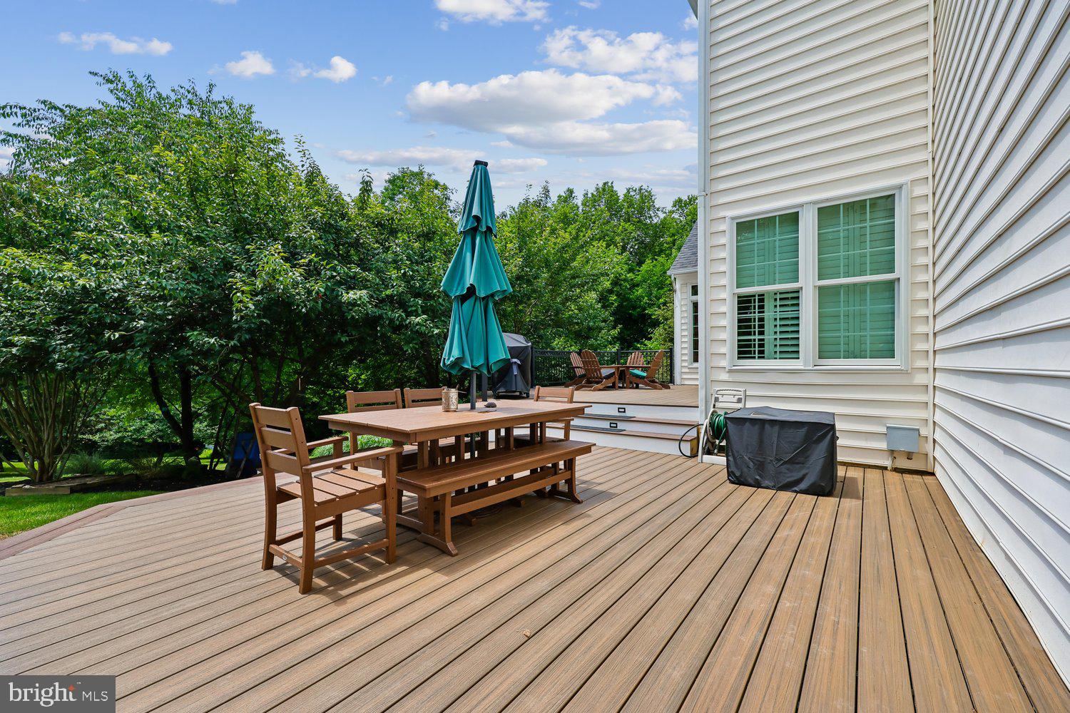 TAYLORSTOWN - Residential