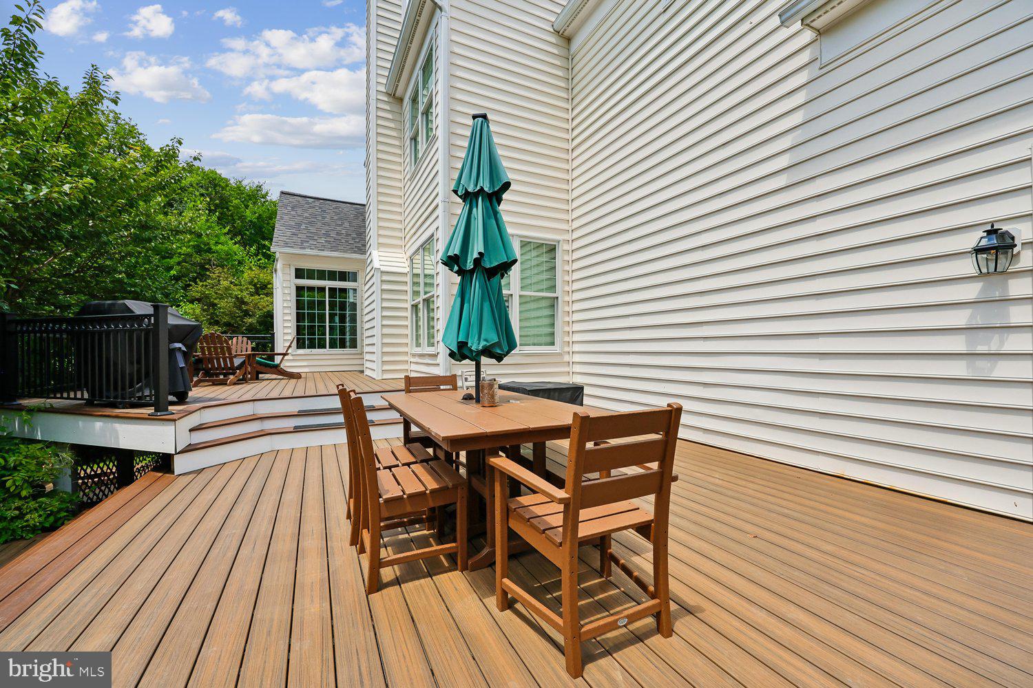 TAYLORSTOWN - Residential