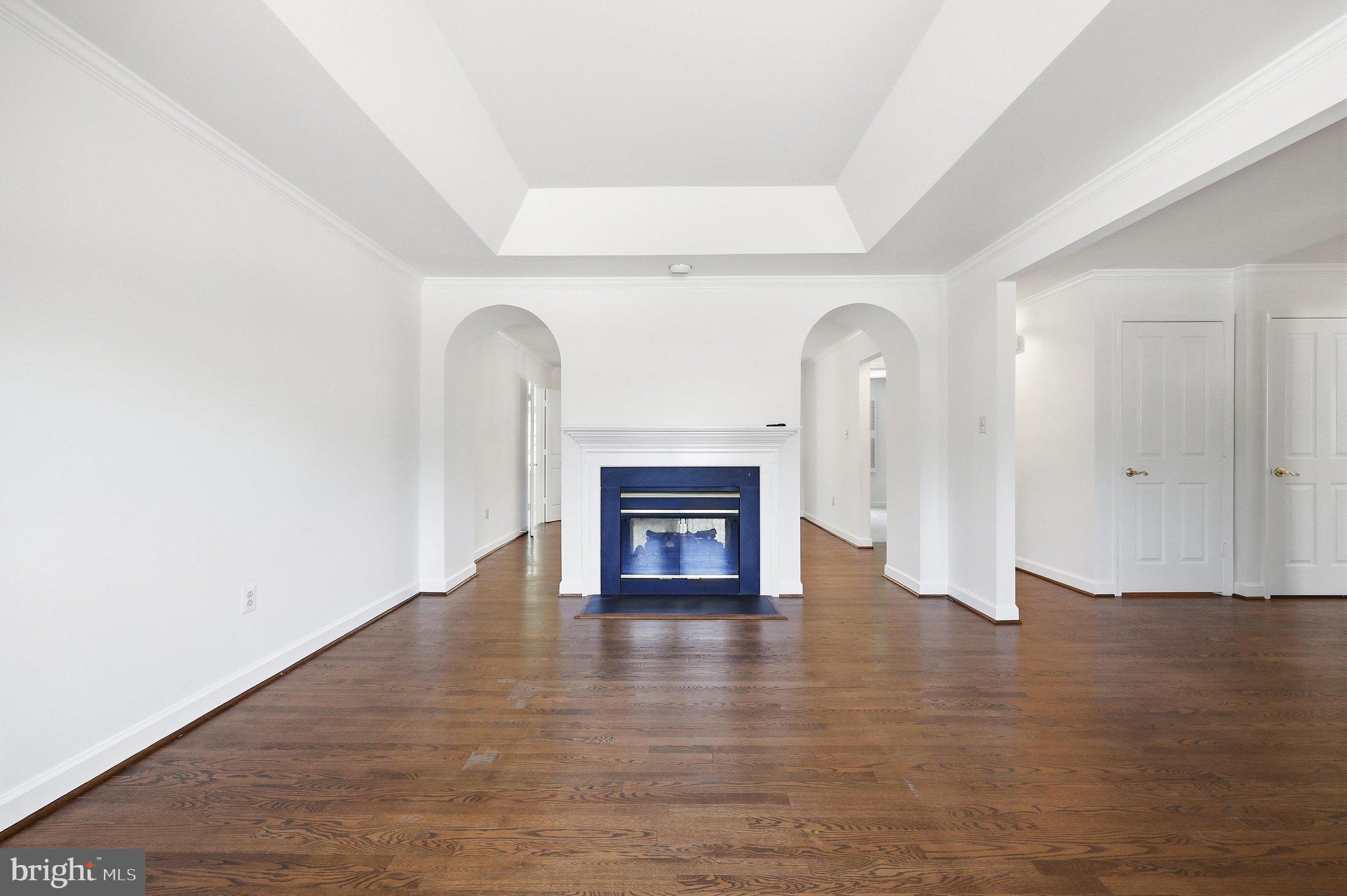 WORMANS MILL - Residential