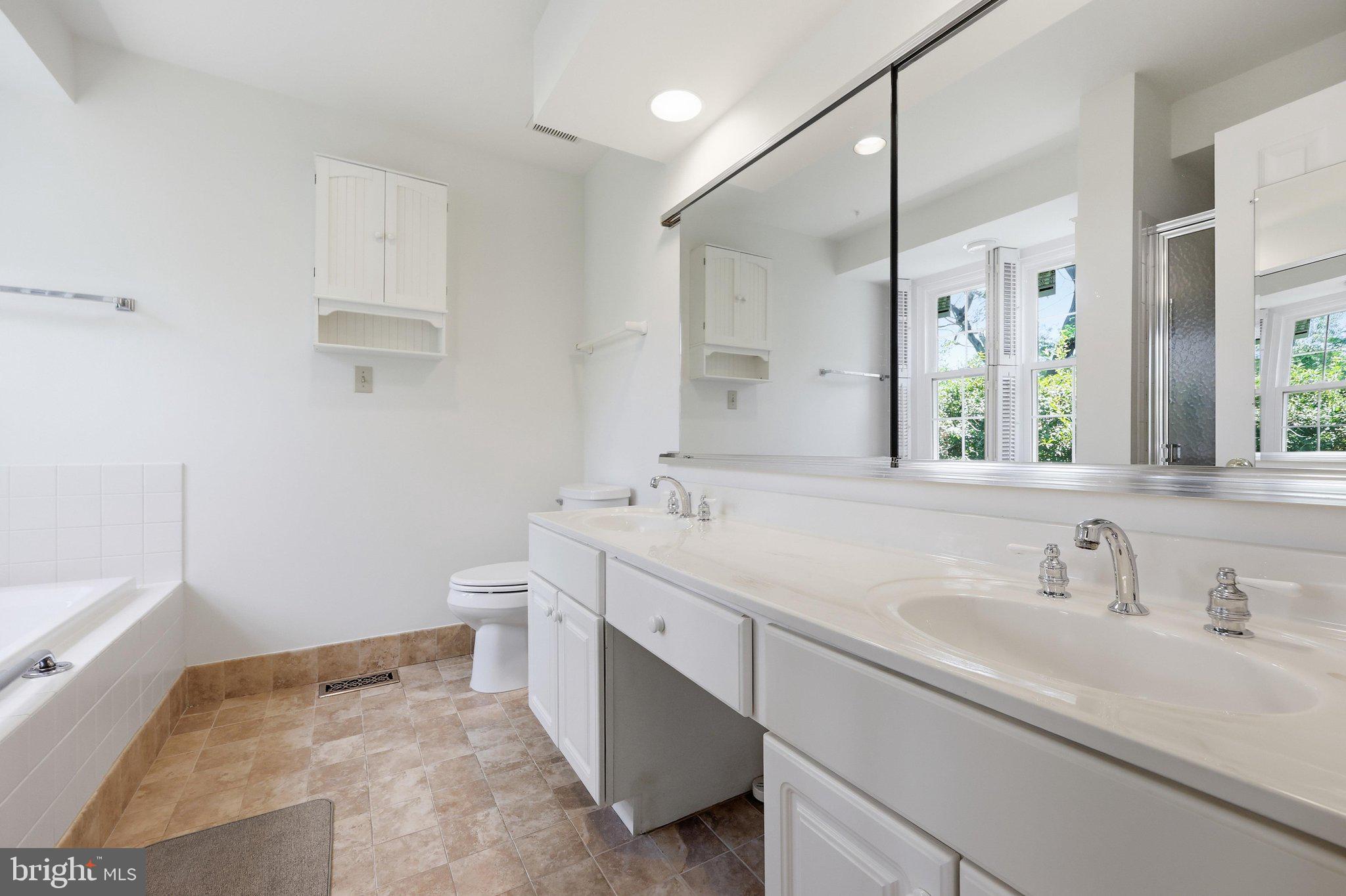 WORMANS MILL - Residential