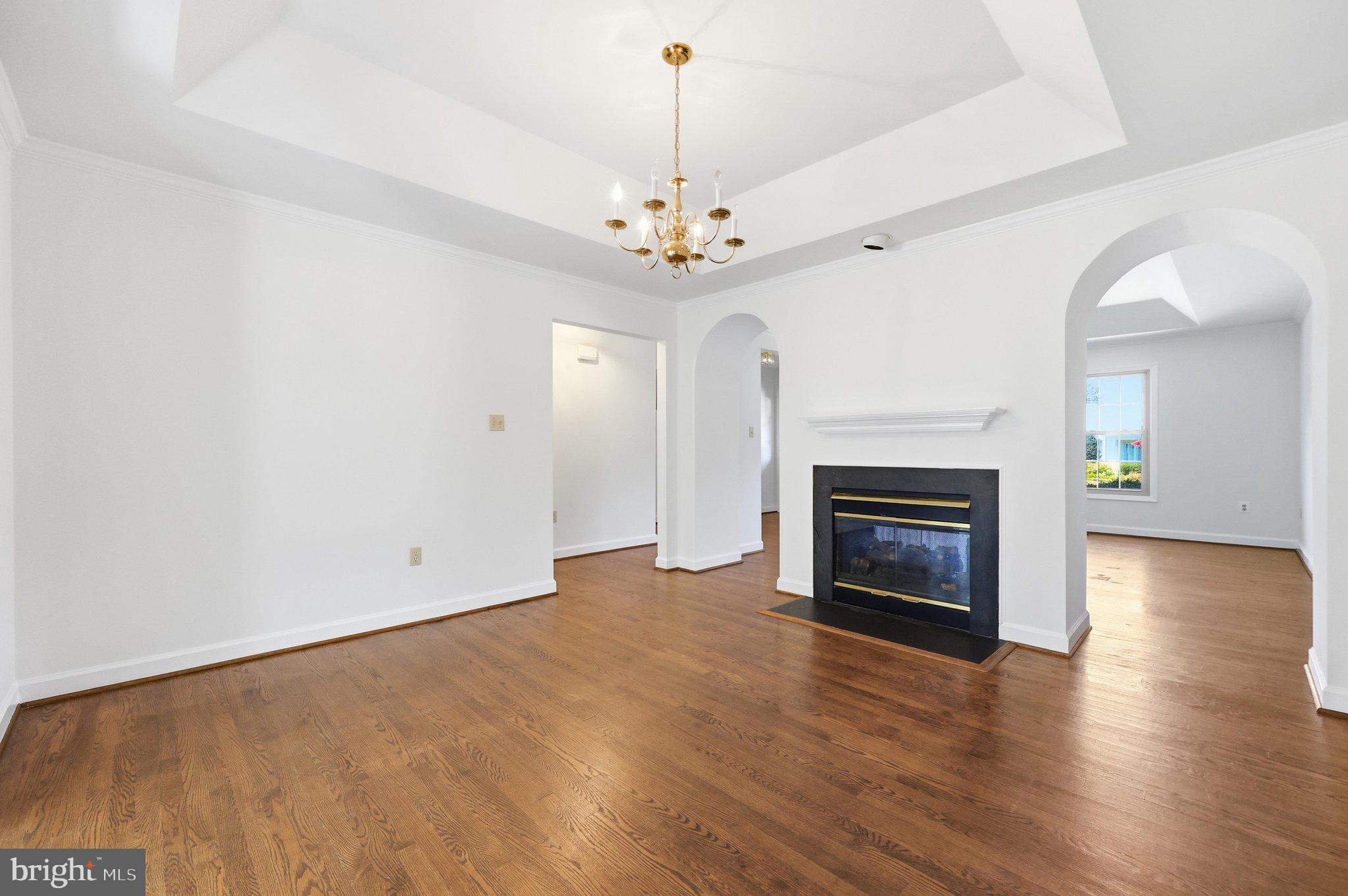 WORMANS MILL - Residential