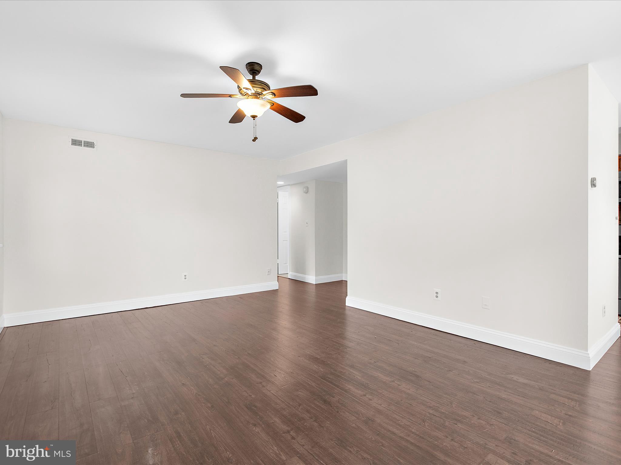 VILLAGE OF LONG REACH - Residential