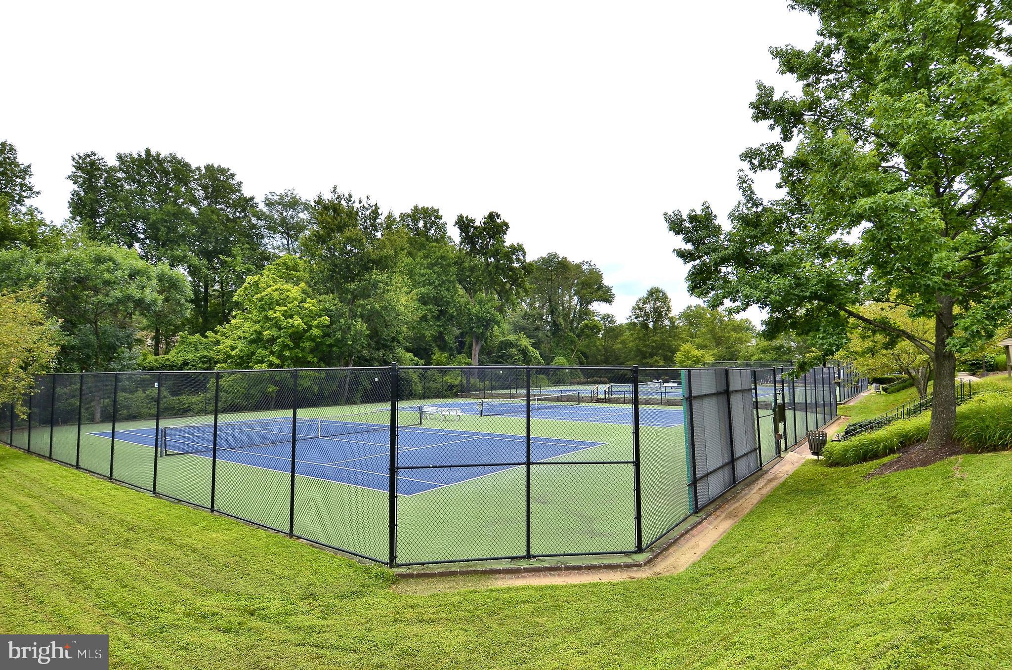 BENTLEY PARK - Residential