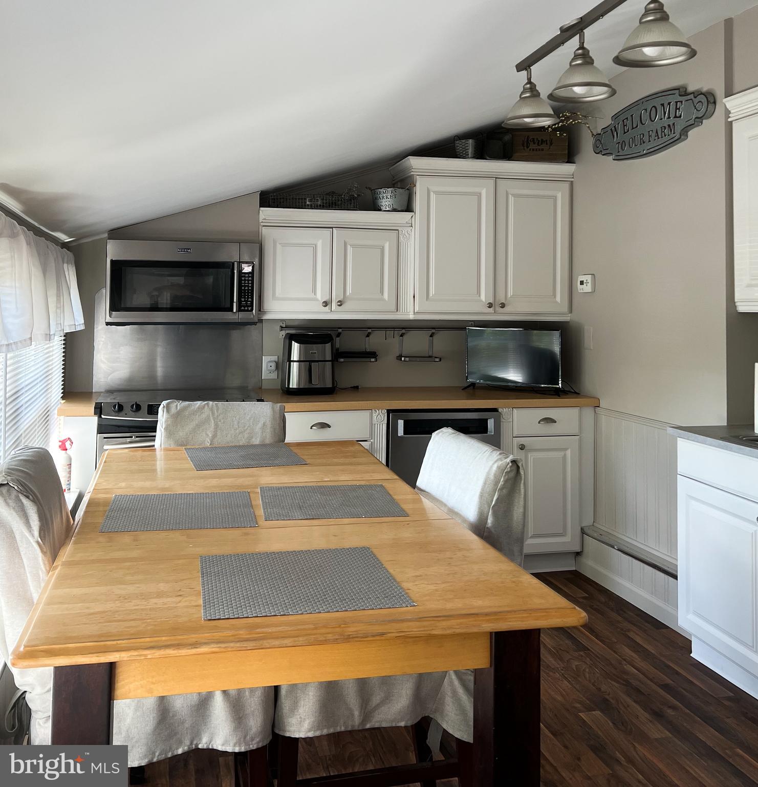 WILLOW GROVE - Residential Income