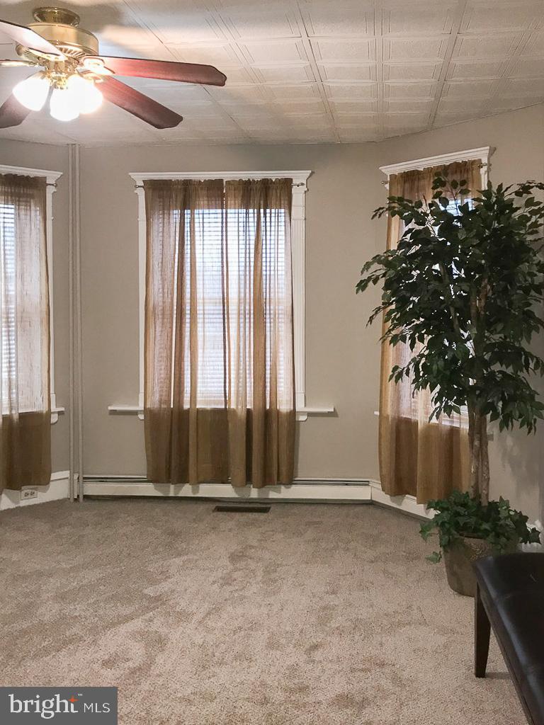 WILLOW GROVE - Residential Income