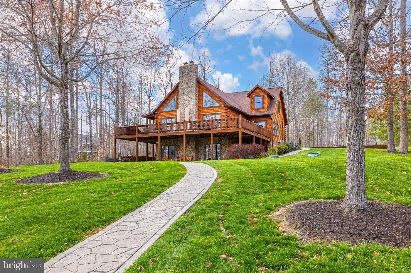 THE WATERS AT LAKE ANNA - Residential