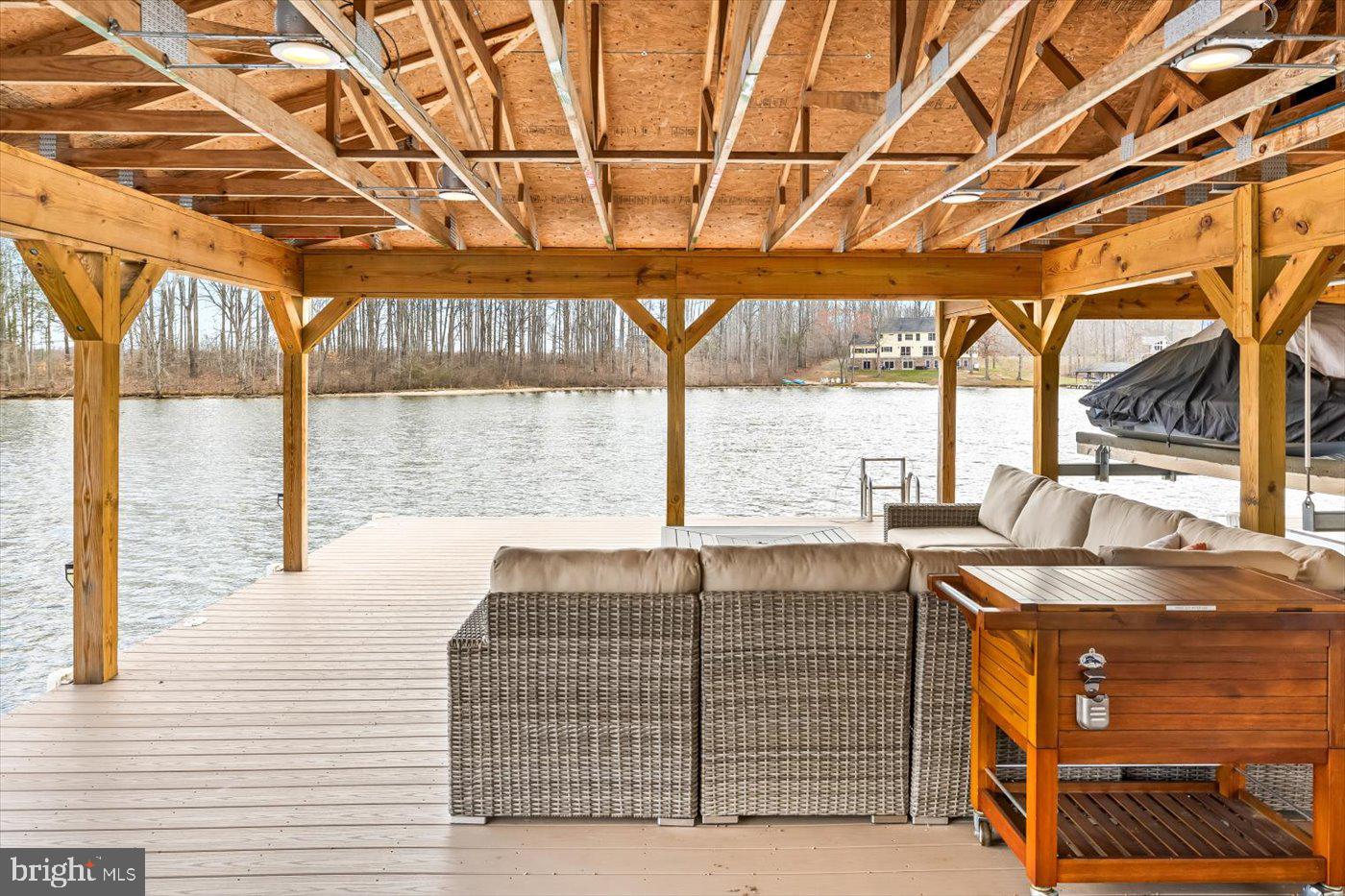 THE WATERS AT LAKE ANNA - Residential