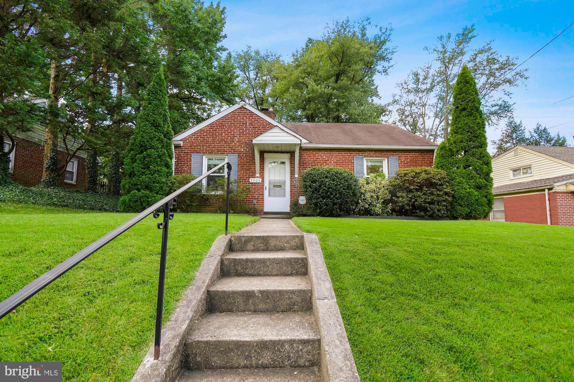 WHEATON HILLS - Residential