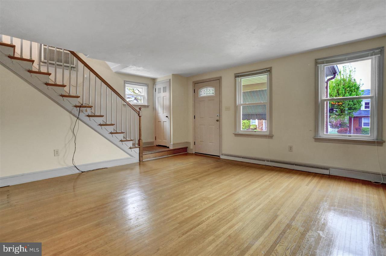 EAST YORK - Residential