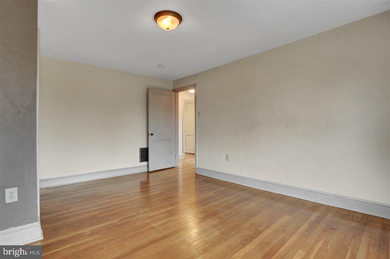 EAST YORK - Residential