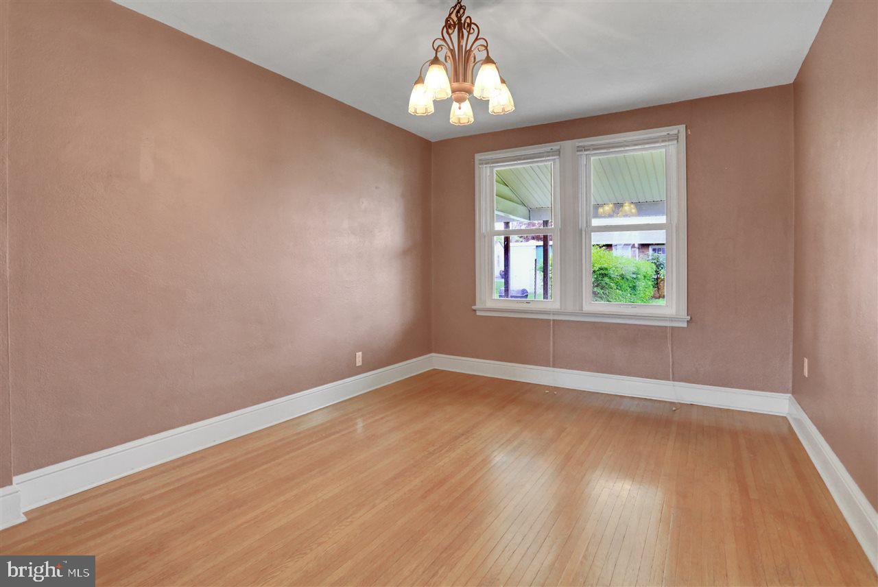 EAST YORK - Residential