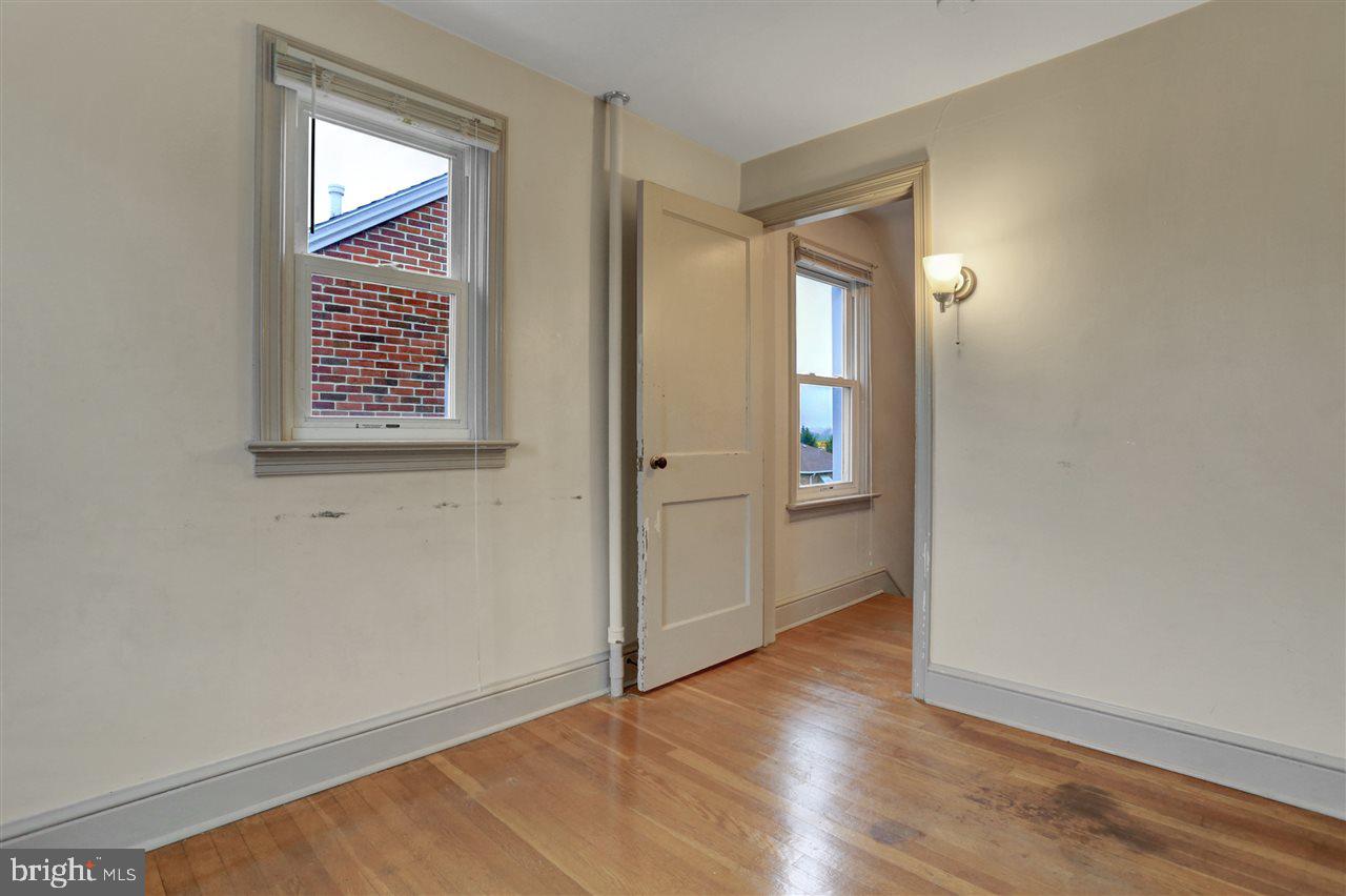 EAST YORK - Residential