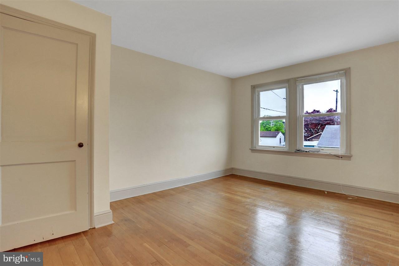 EAST YORK - Residential