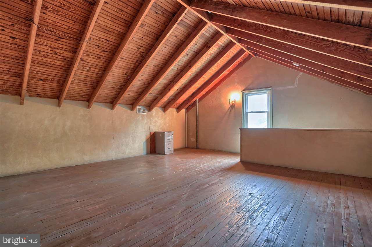 EAST YORK - Residential