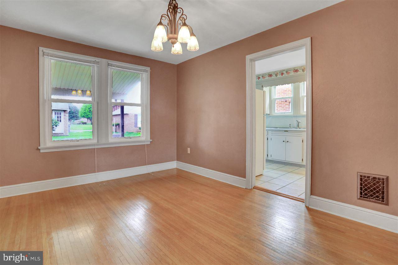 EAST YORK - Residential
