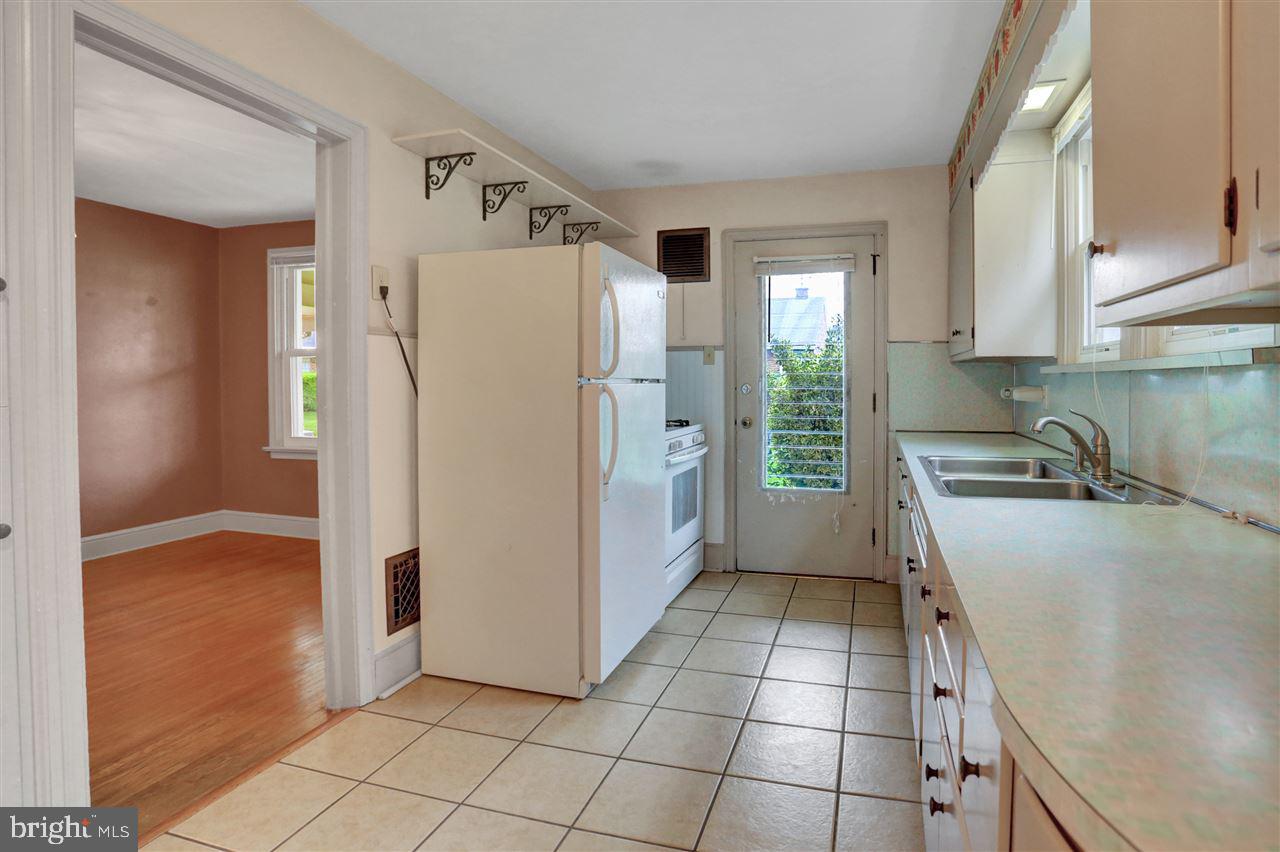 EAST YORK - Residential