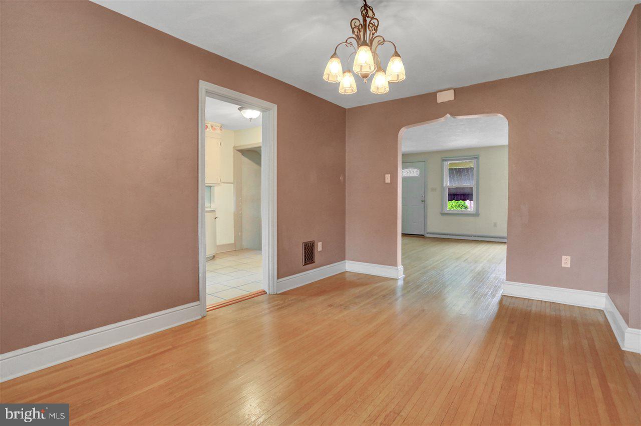 EAST YORK - Residential