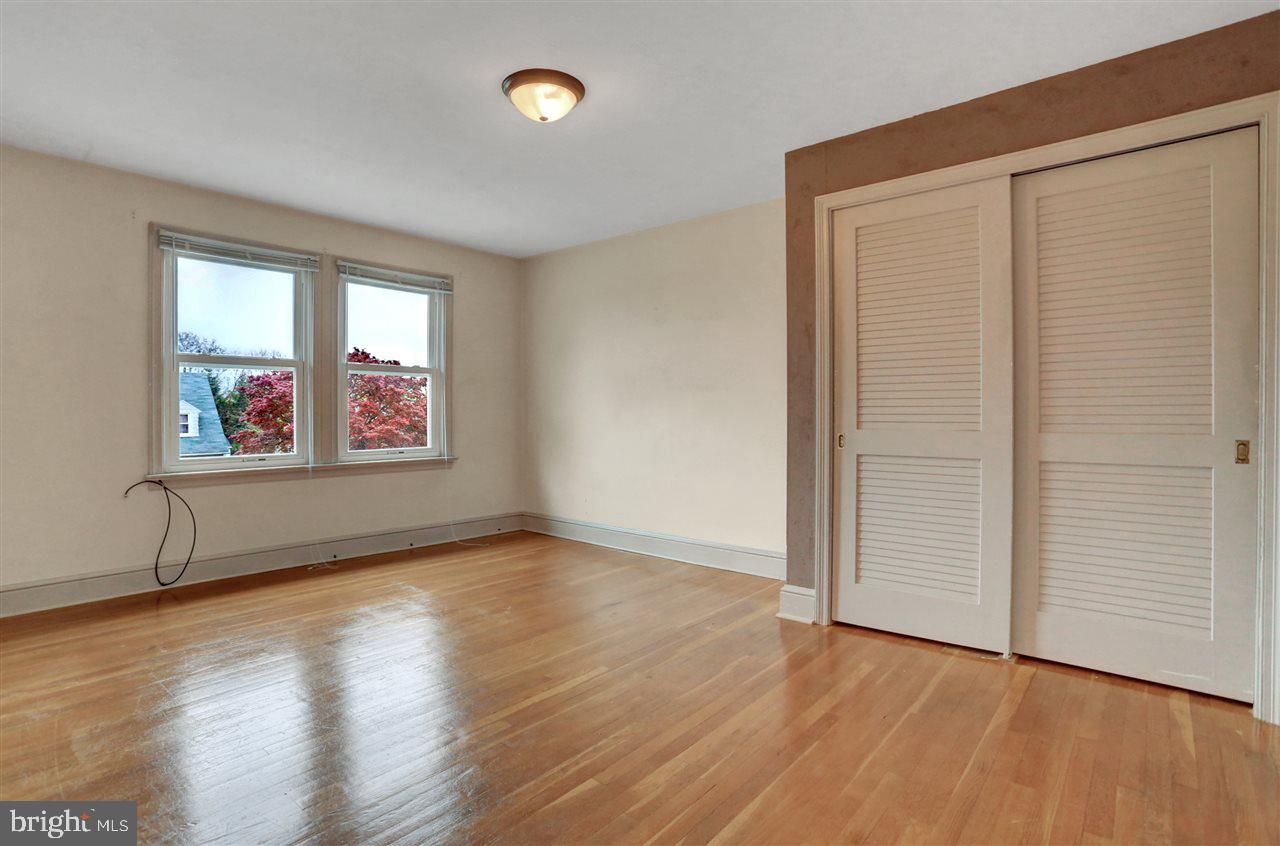 EAST YORK - Residential