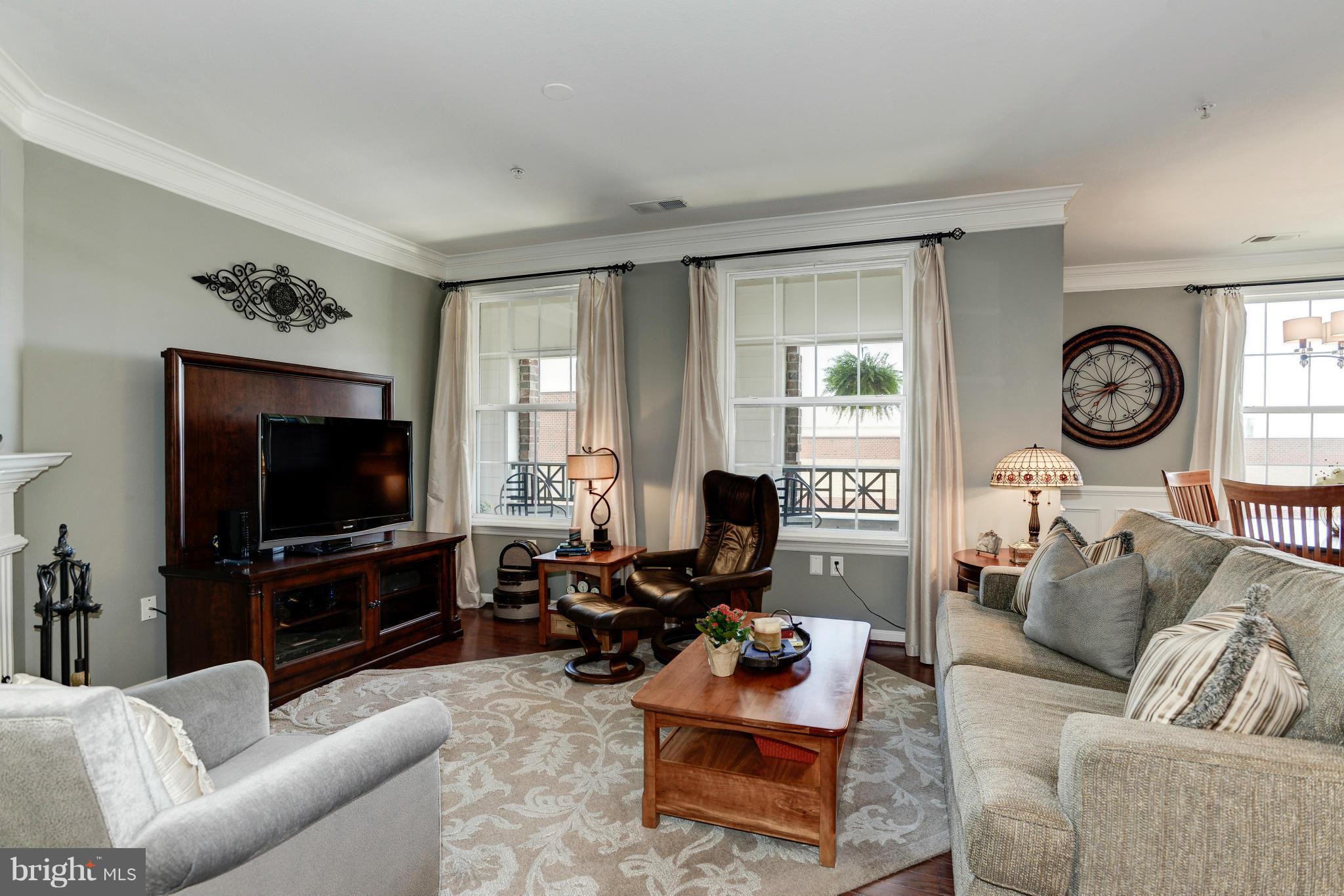 THE COLONNADE AT KENTLANDS - Residential