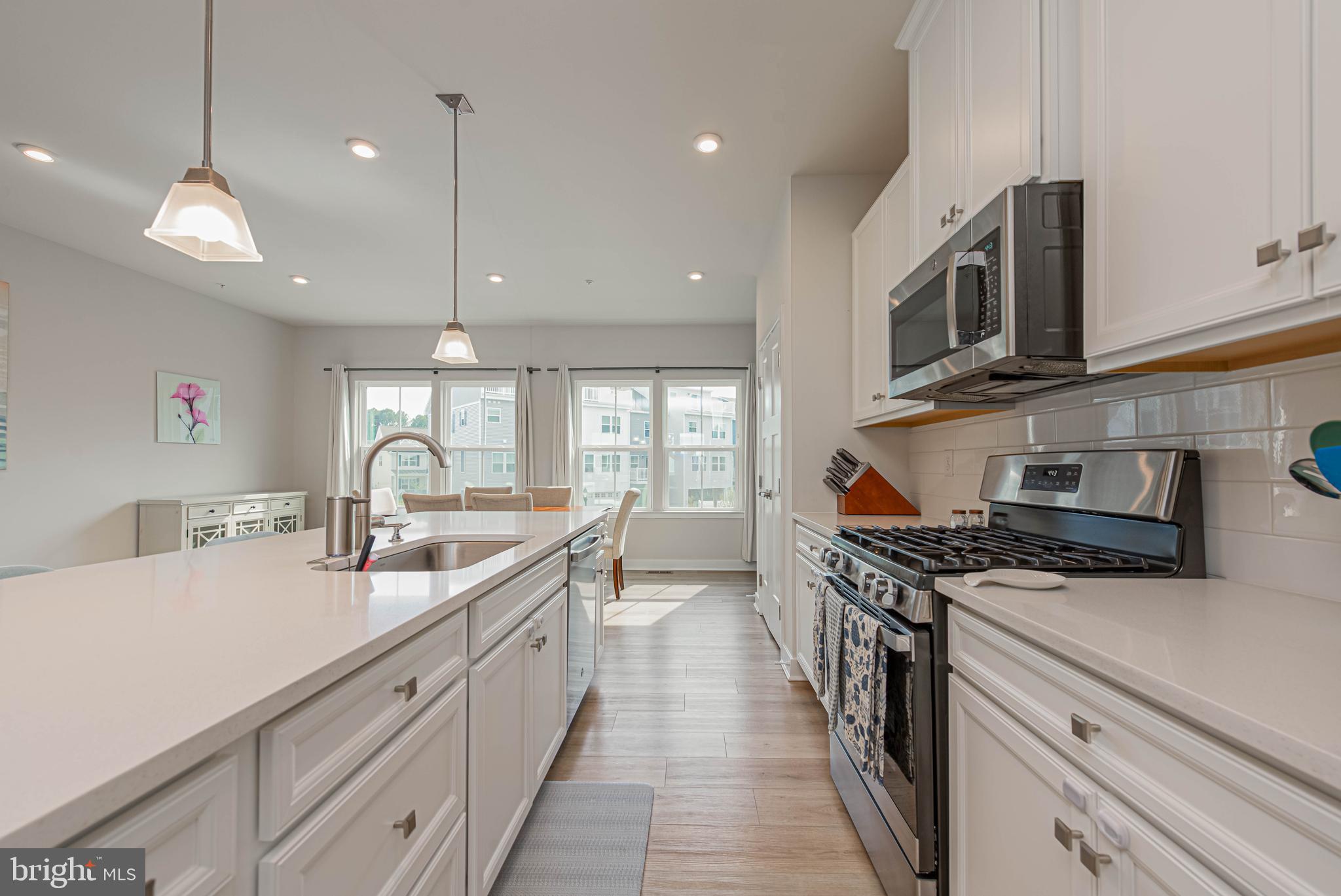 BAYSIDE - Residential