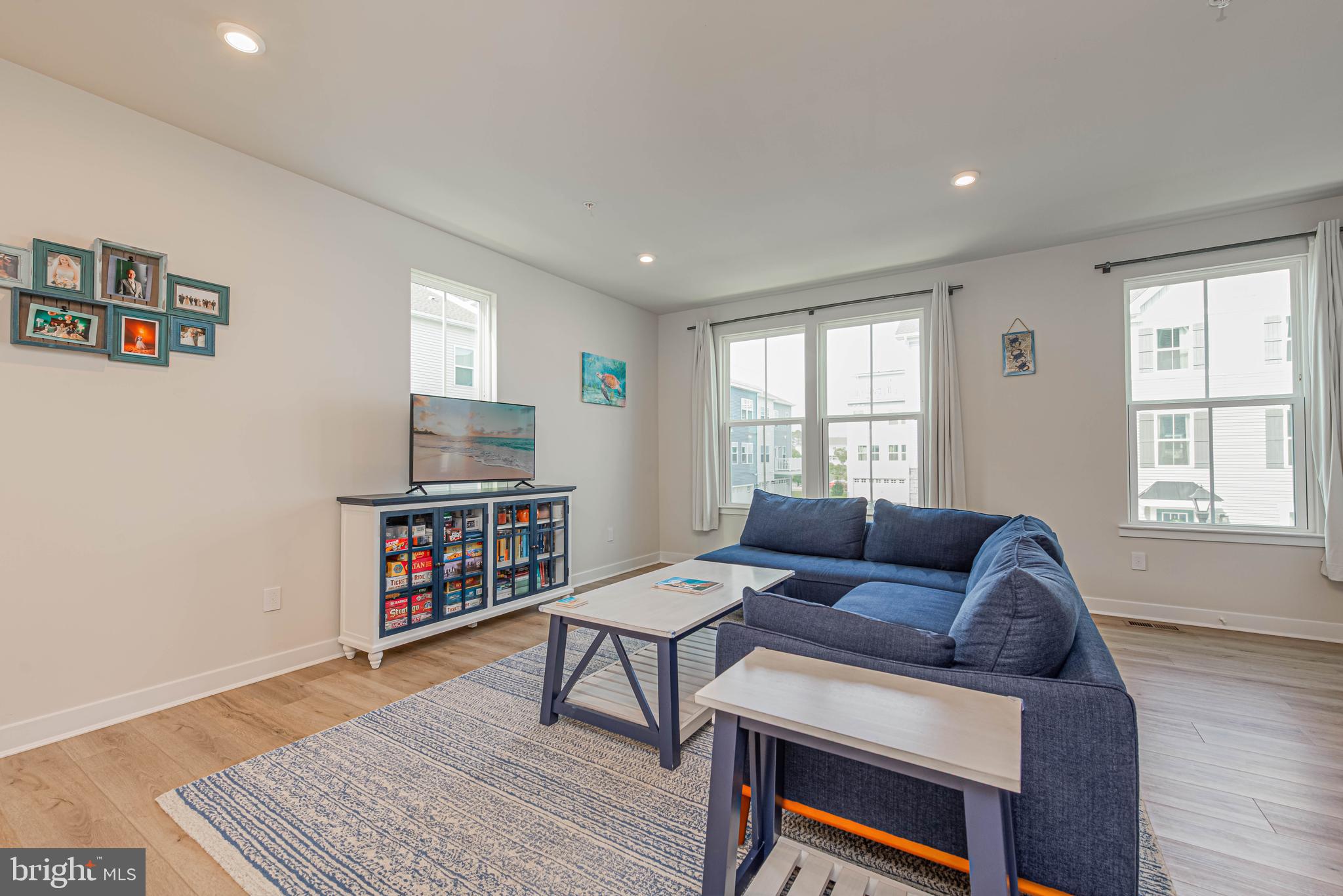 BAYSIDE - Residential
