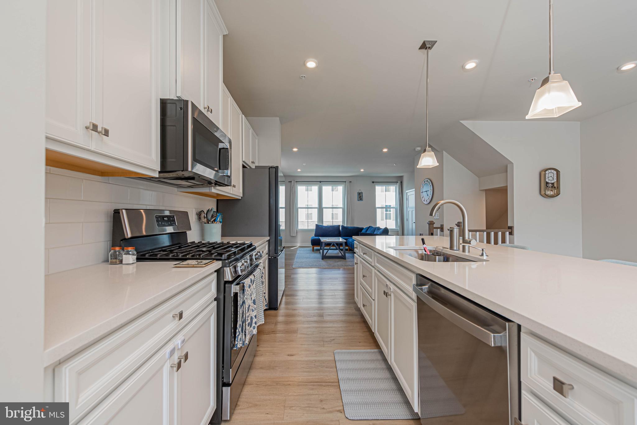 BAYSIDE - Residential