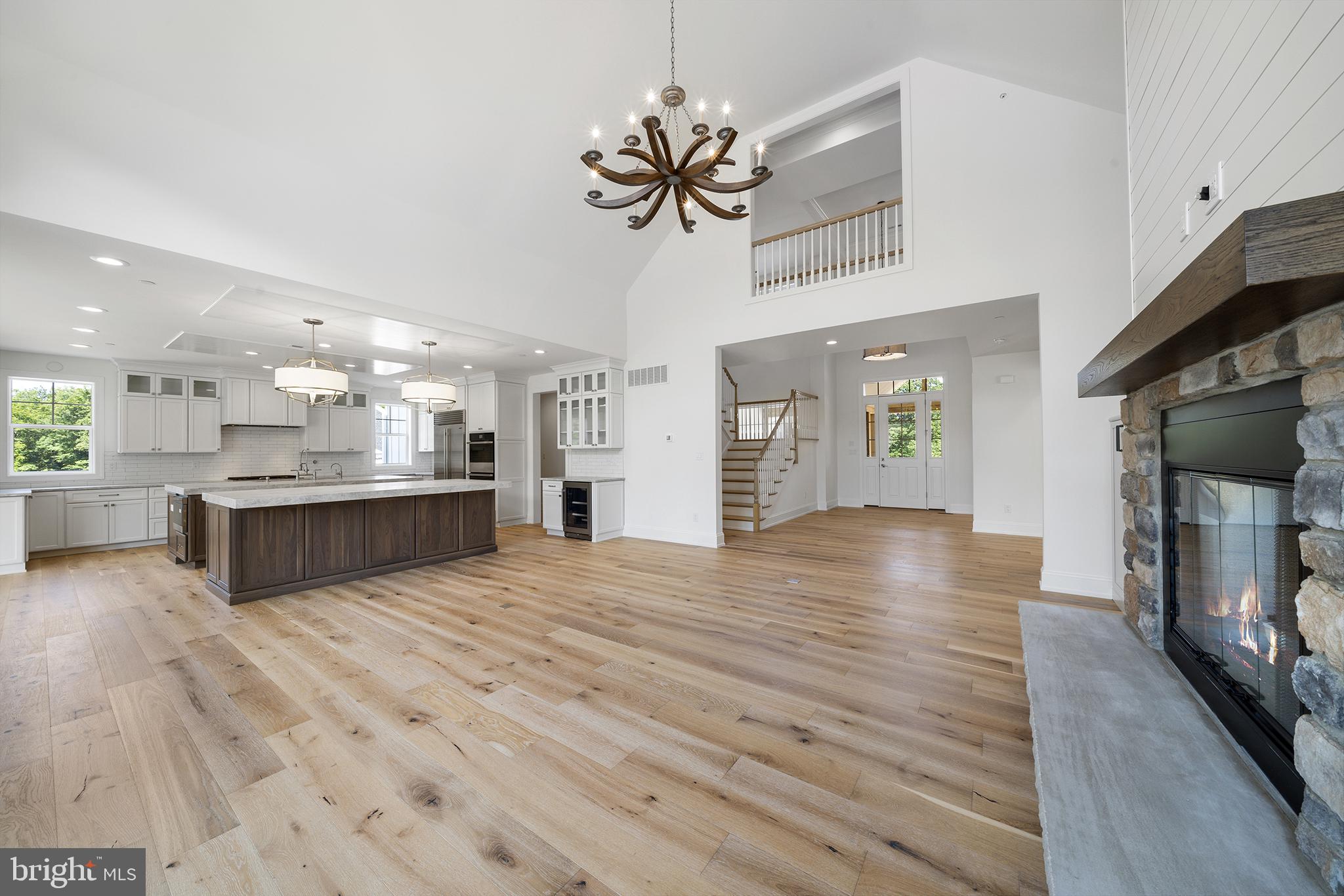 MEADOW CREEK - Residential