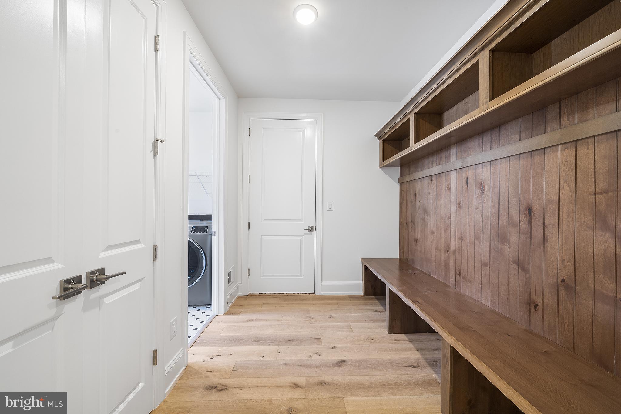 MEADOW CREEK - Residential