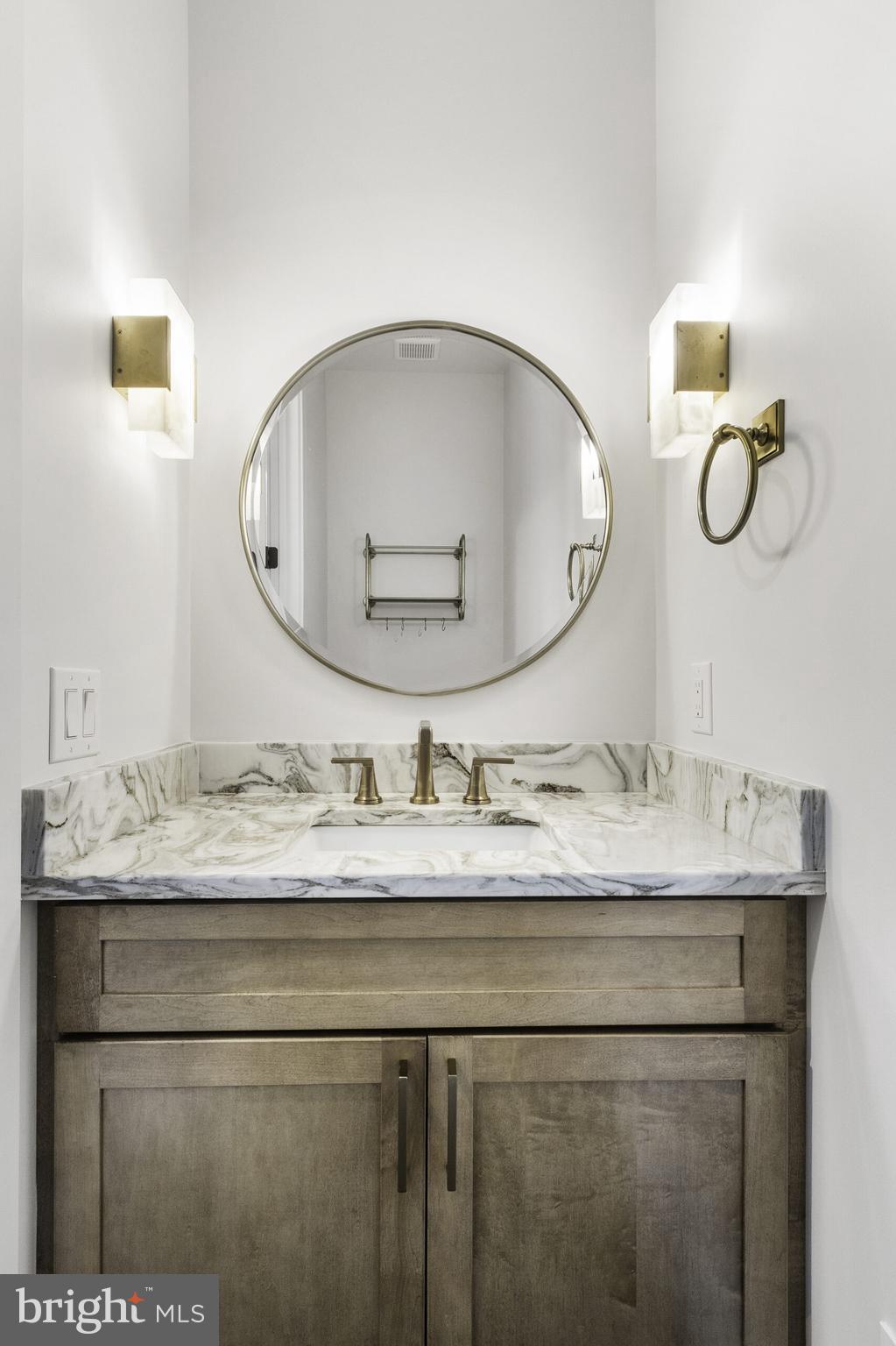 MEADOW CREEK - Residential