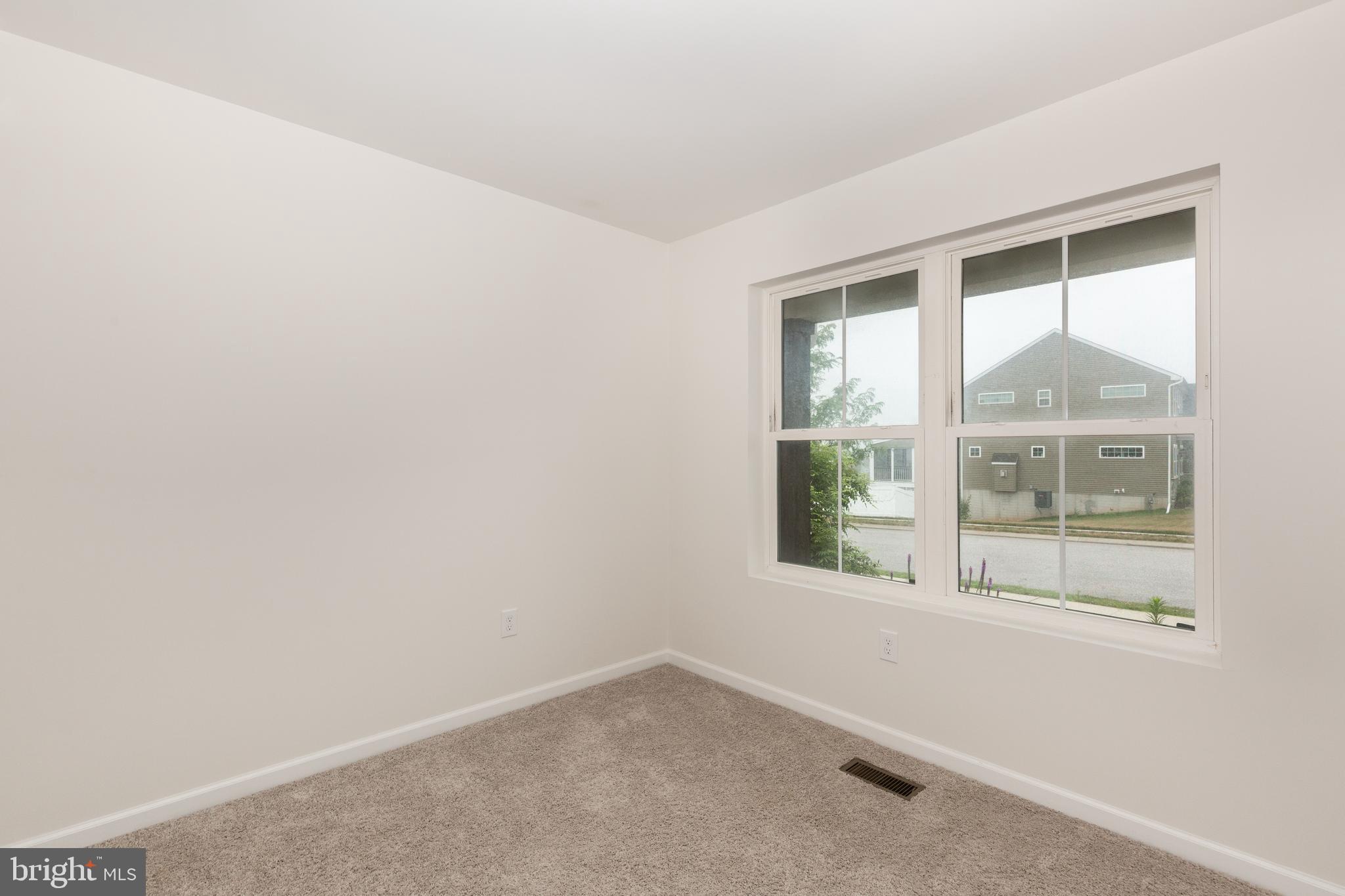 CLOVERFIELD FARMS - Residential