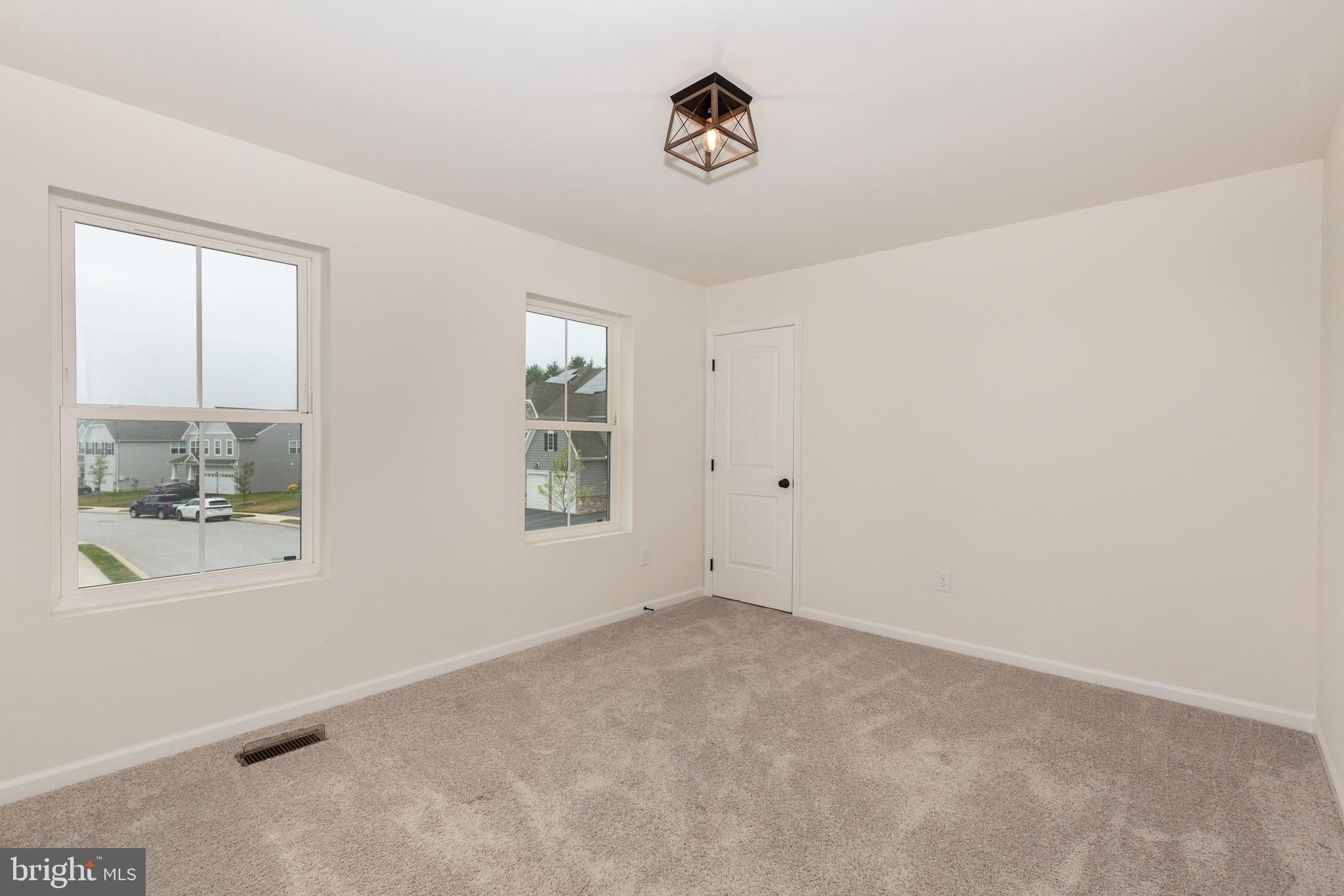 CLOVERFIELD FARMS - Residential