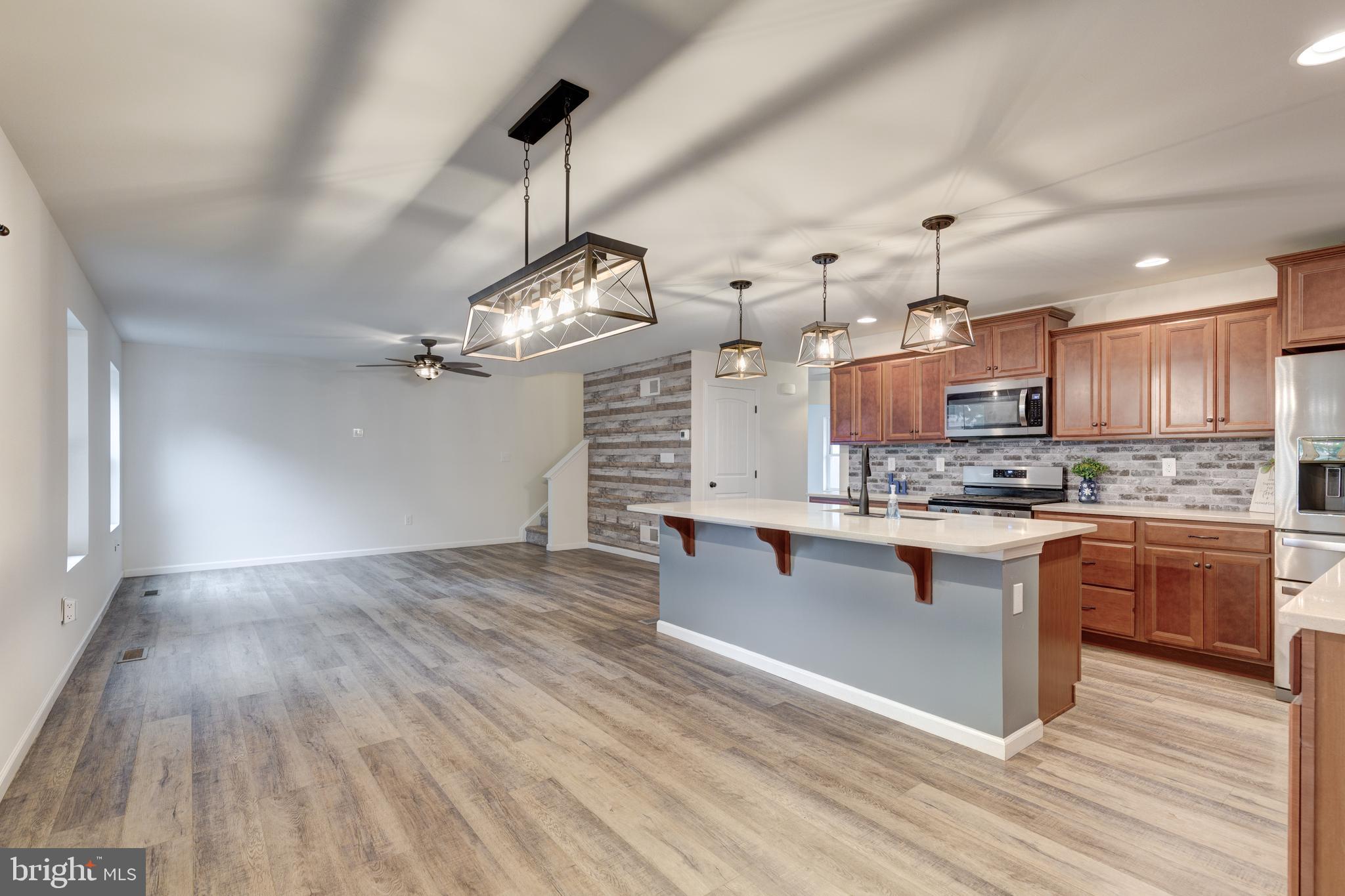 CLOVERFIELD FARMS - Residential