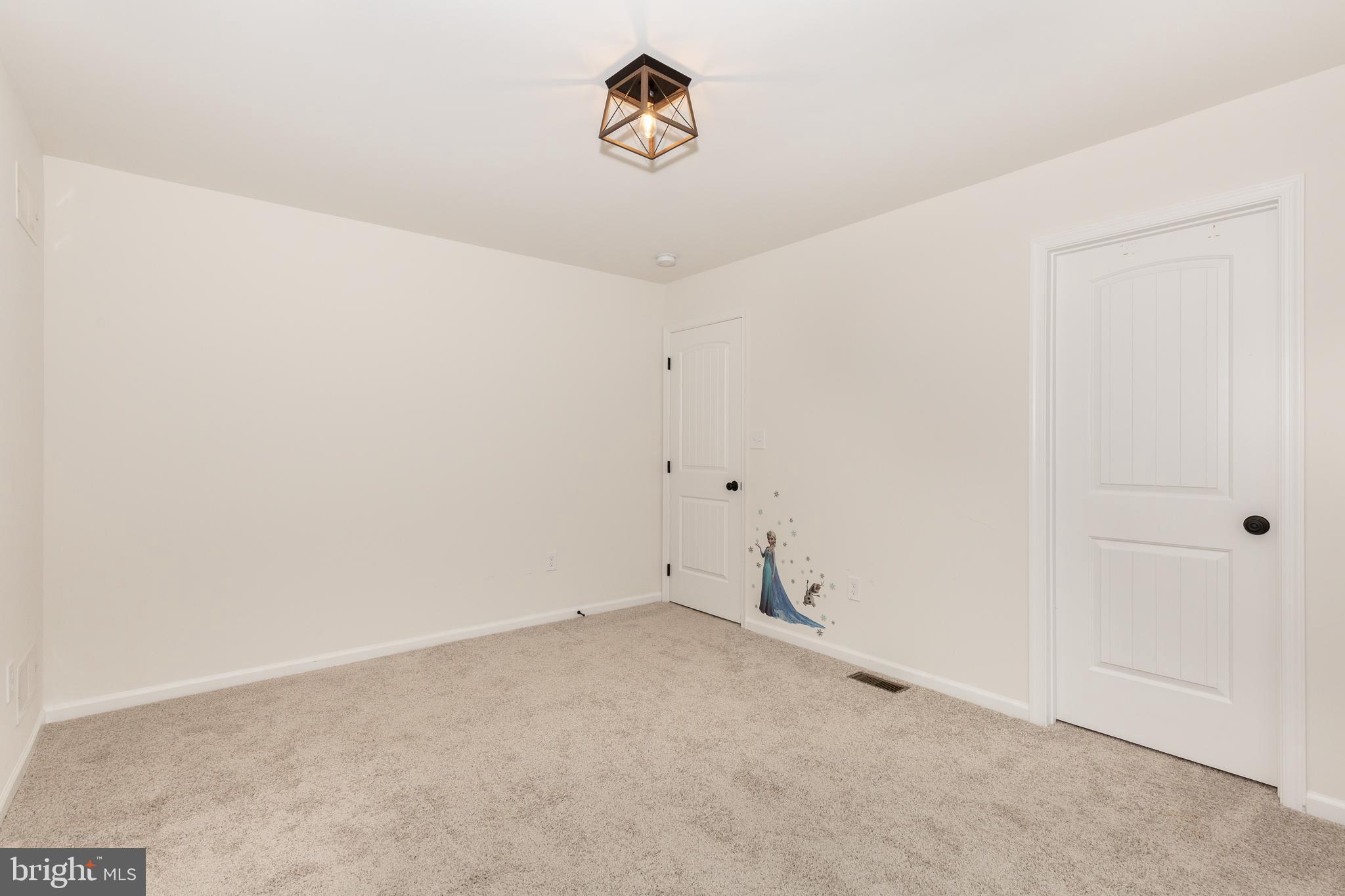 CLOVERFIELD FARMS - Residential