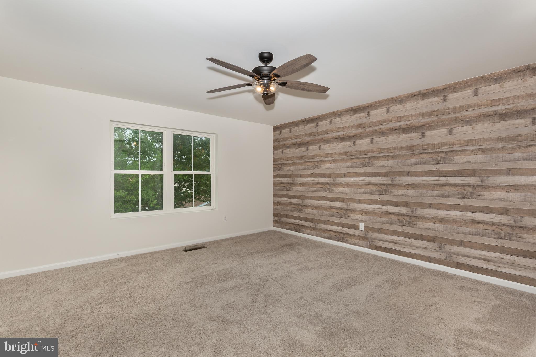 CLOVERFIELD FARMS - Residential
