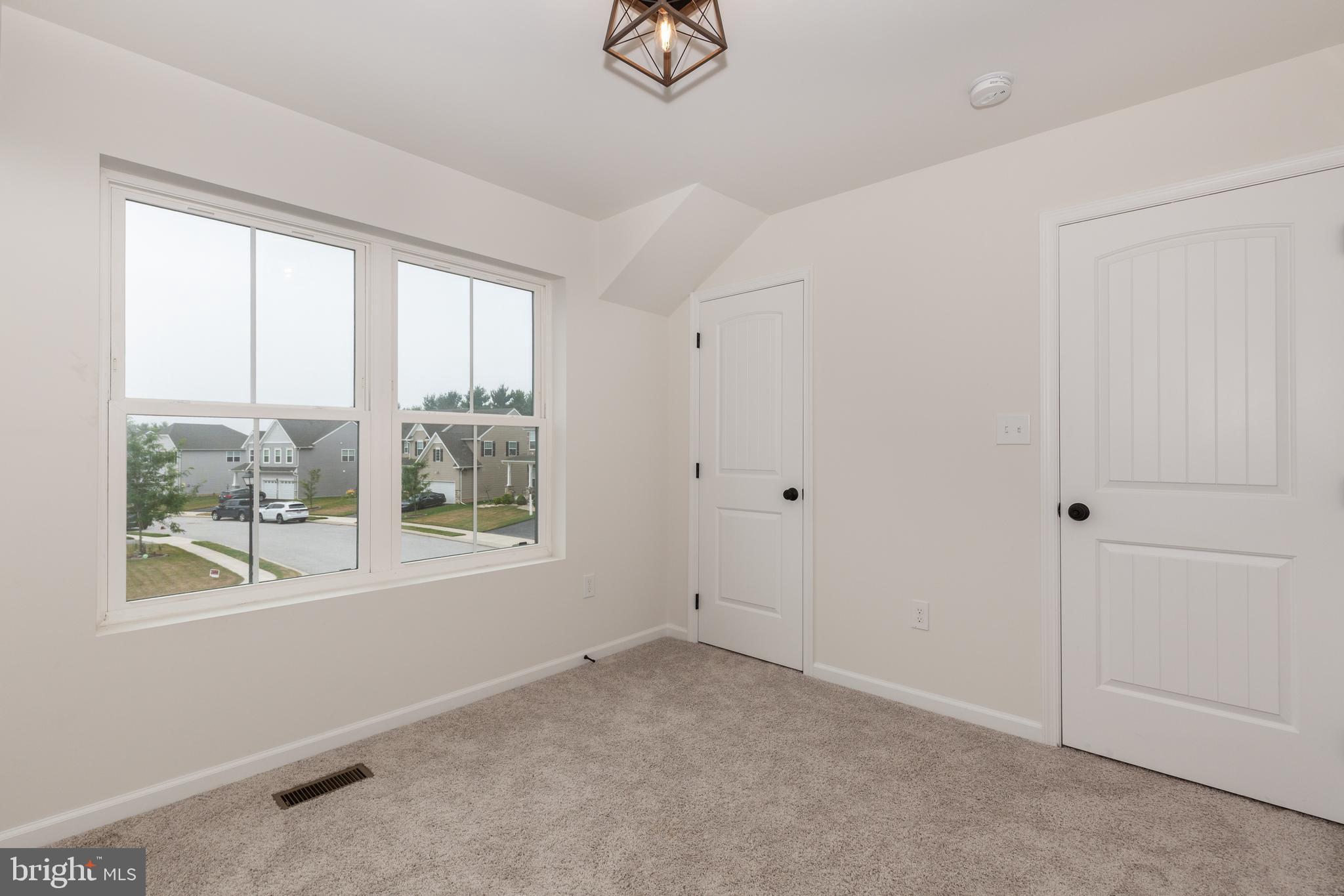 CLOVERFIELD FARMS - Residential