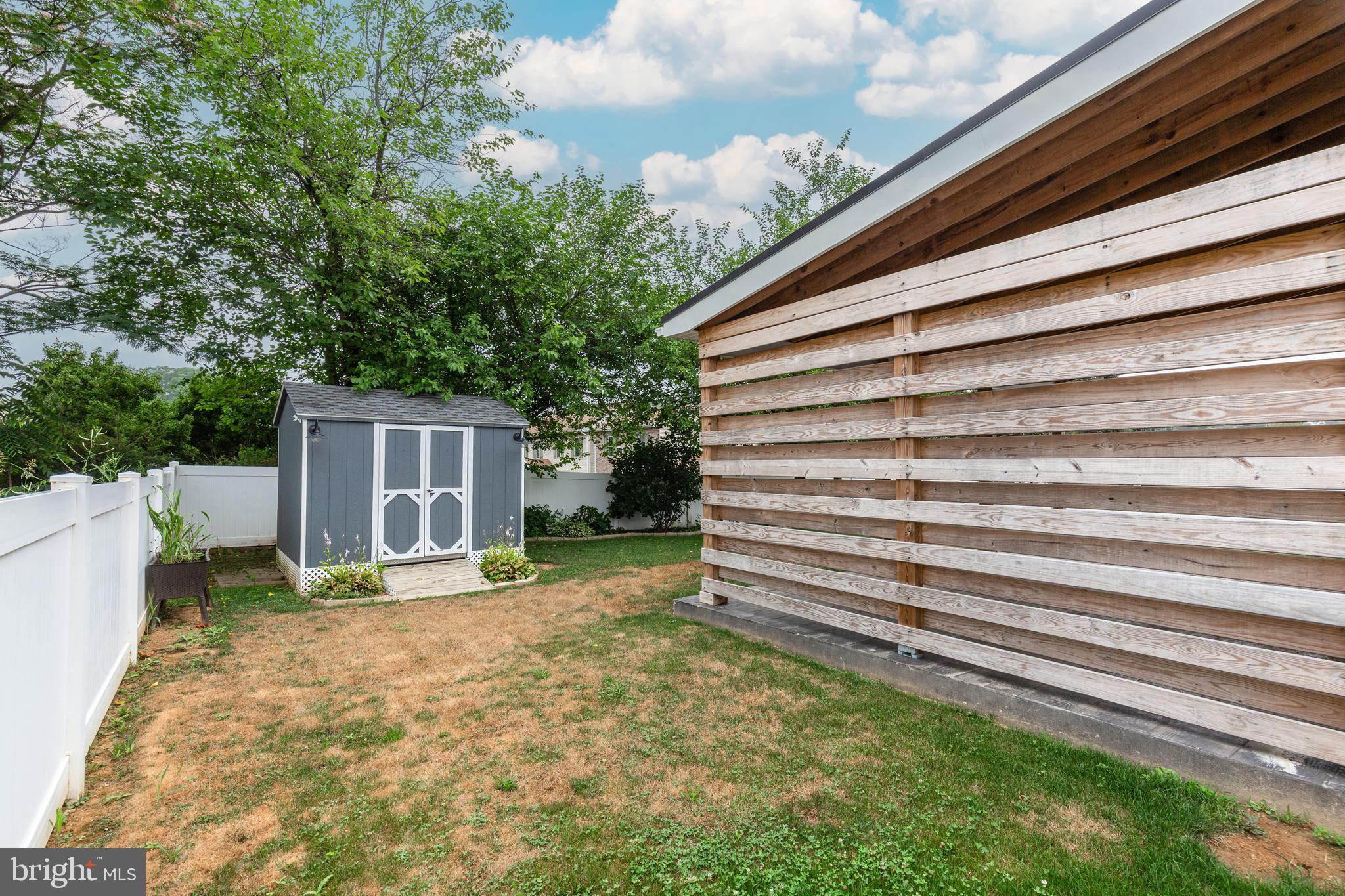 CLOVERFIELD FARMS - Residential