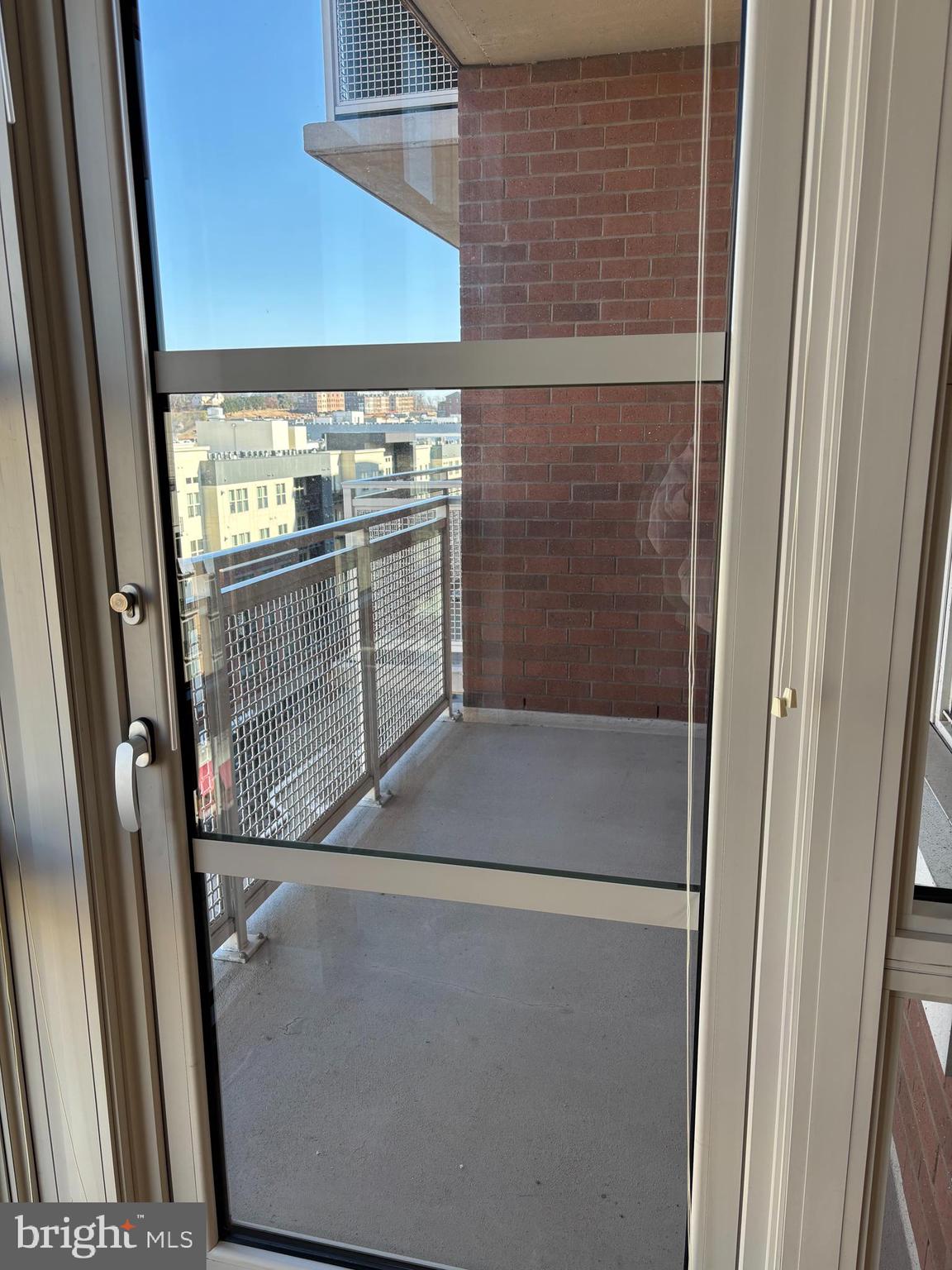NATIONAL HARBOR - Residential Lease
