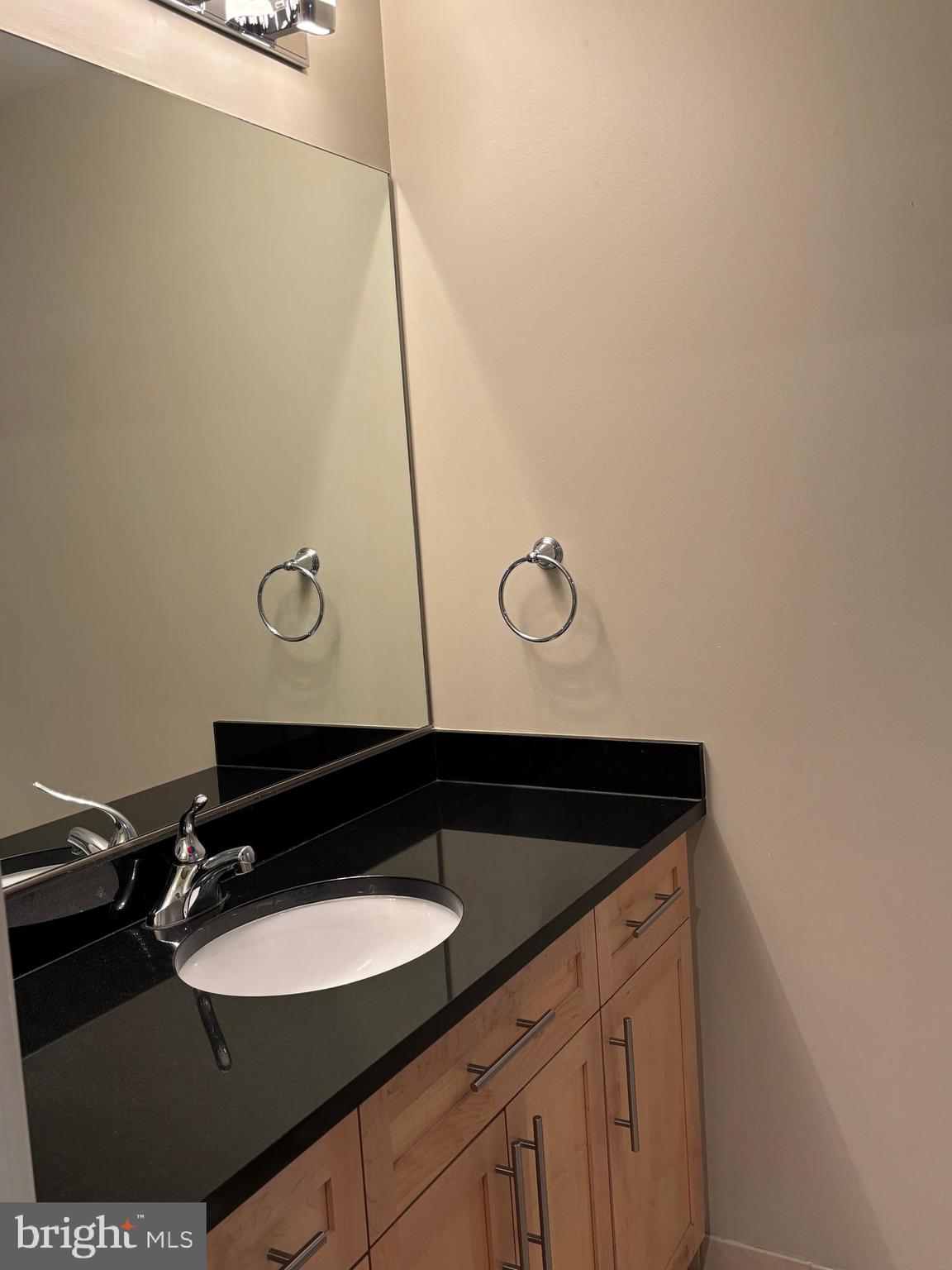 NATIONAL HARBOR - Residential Lease