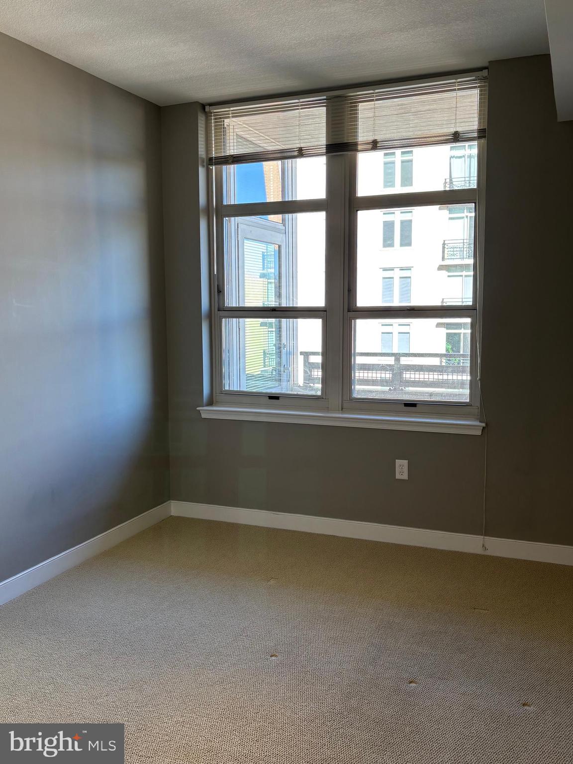 NATIONAL HARBOR - Residential Lease