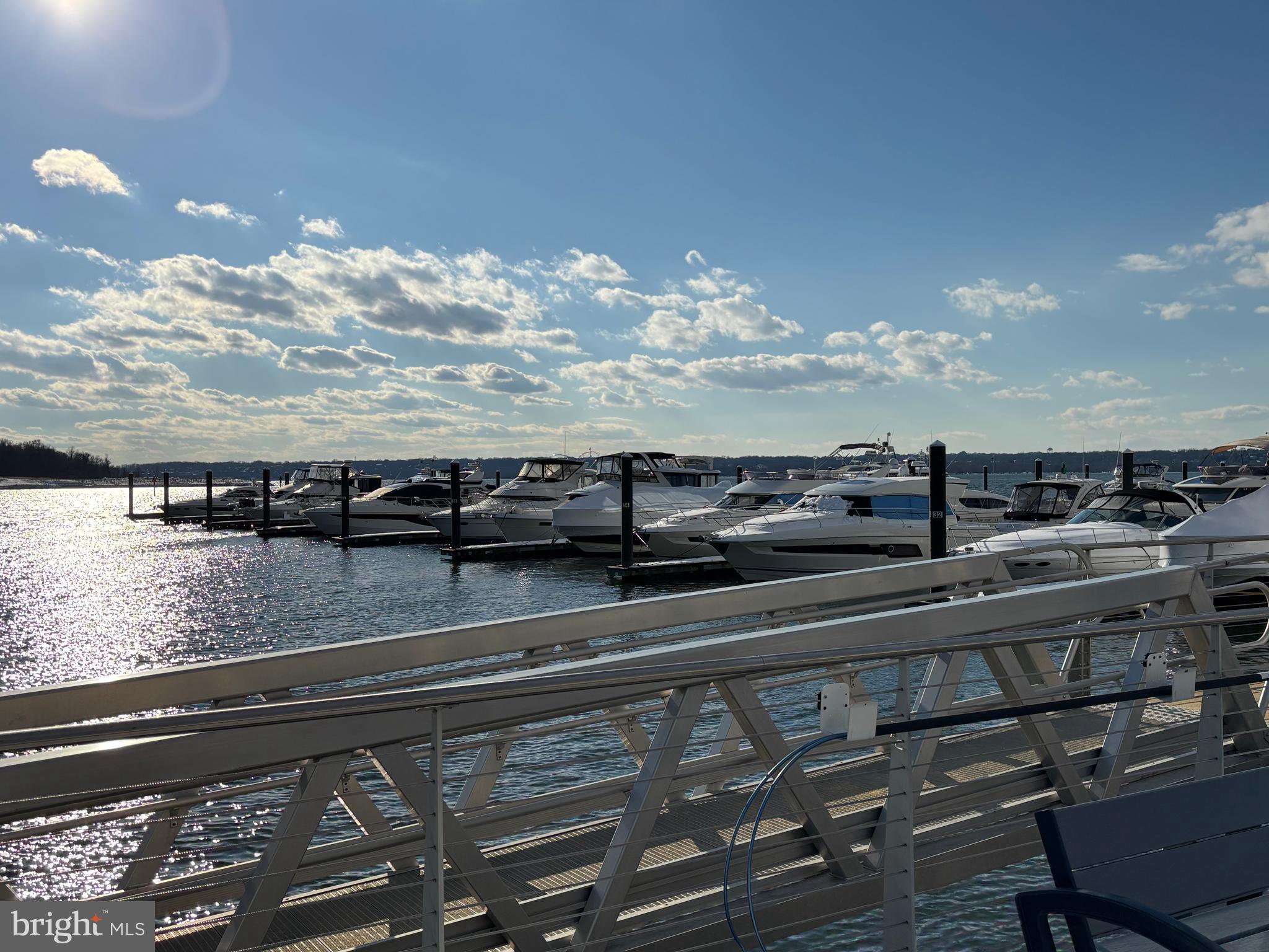 NATIONAL HARBOR - Residential Lease