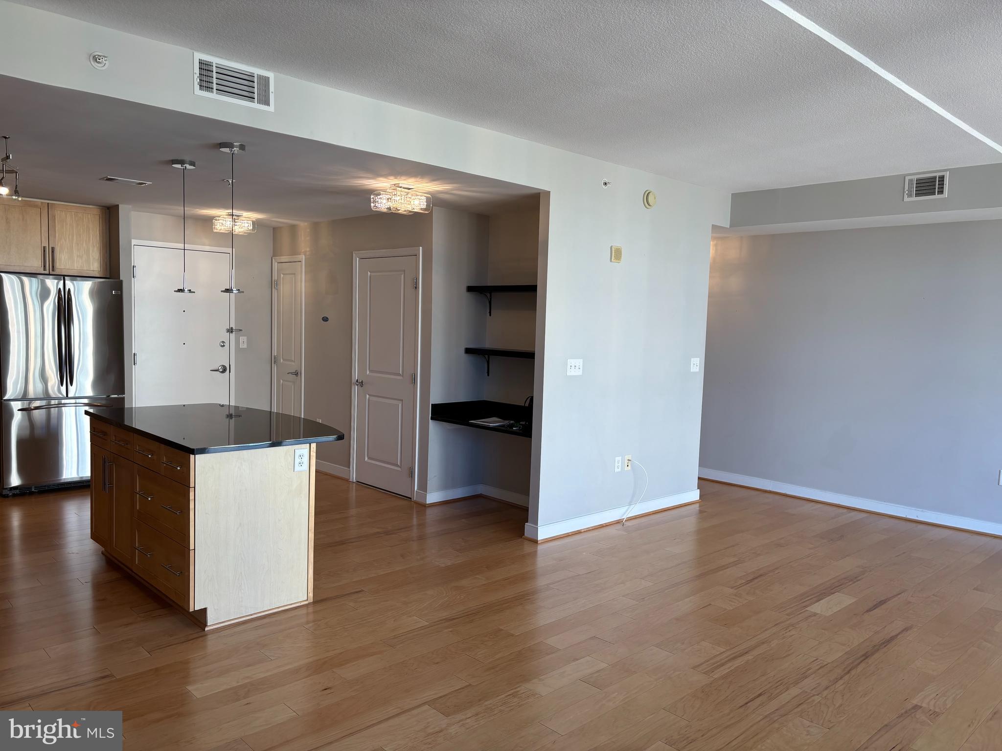 NATIONAL HARBOR - Residential Lease