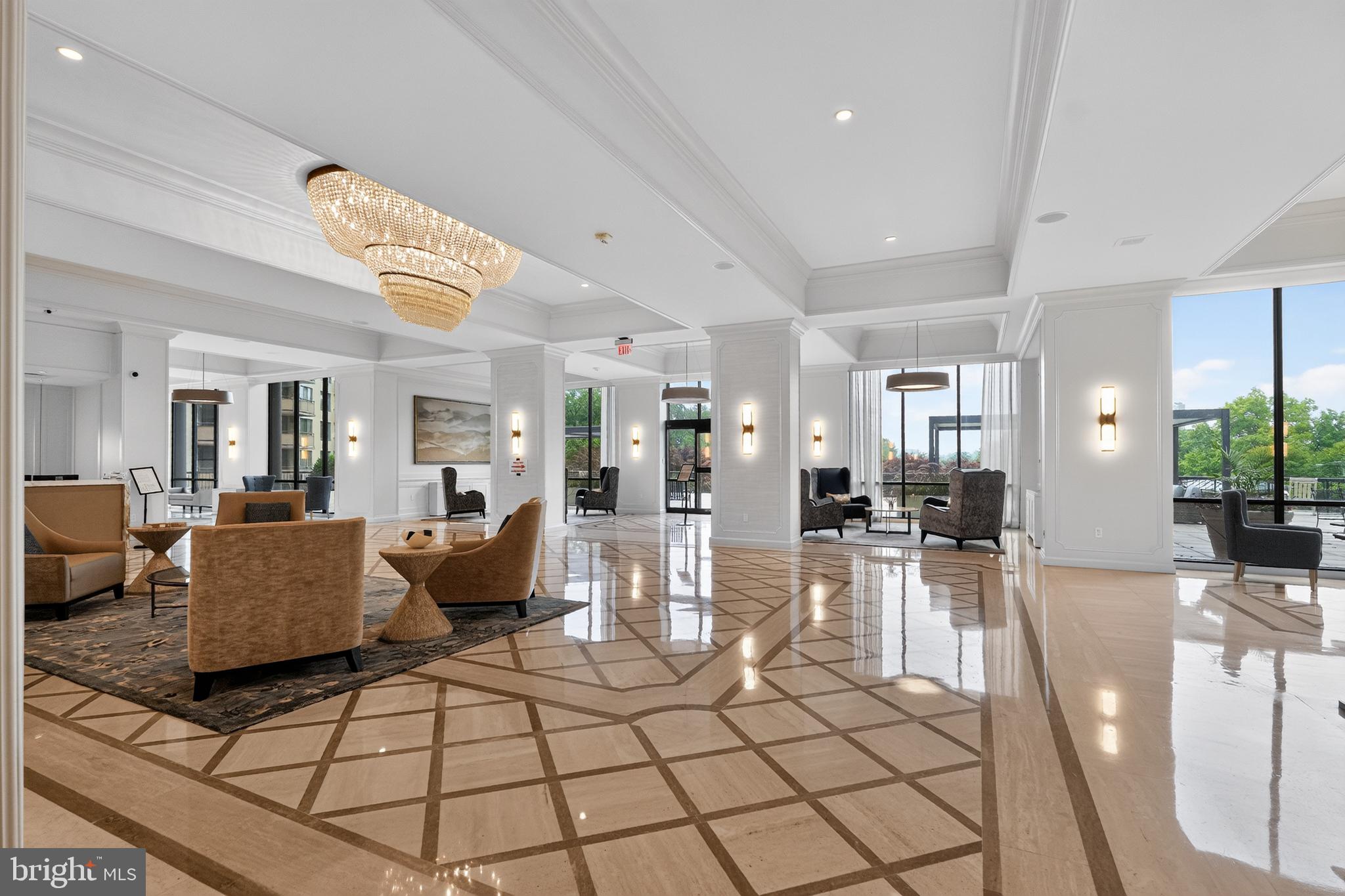 PROMENADE TOWERS - Residential