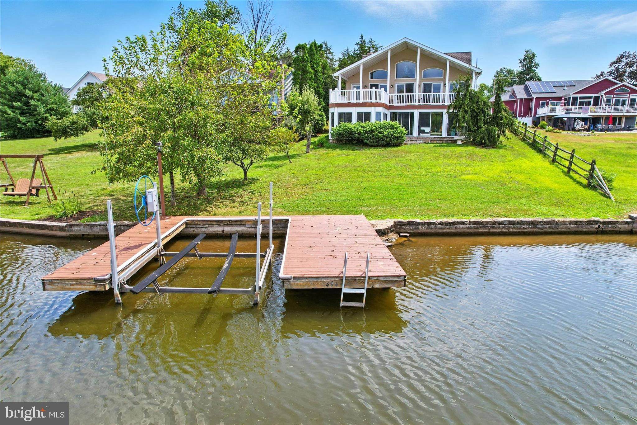 LAKE HERITAGE - Residential